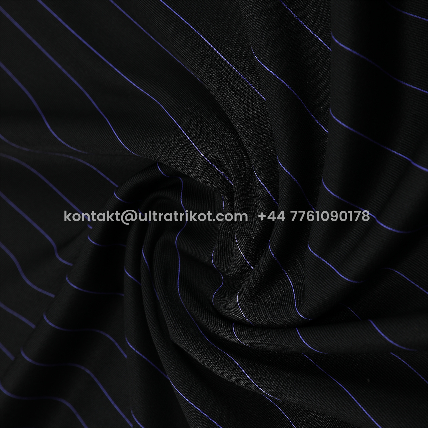 UltraTrikot-Manchester United 25-26 Vest Training Set - Black Top & Black Shorts