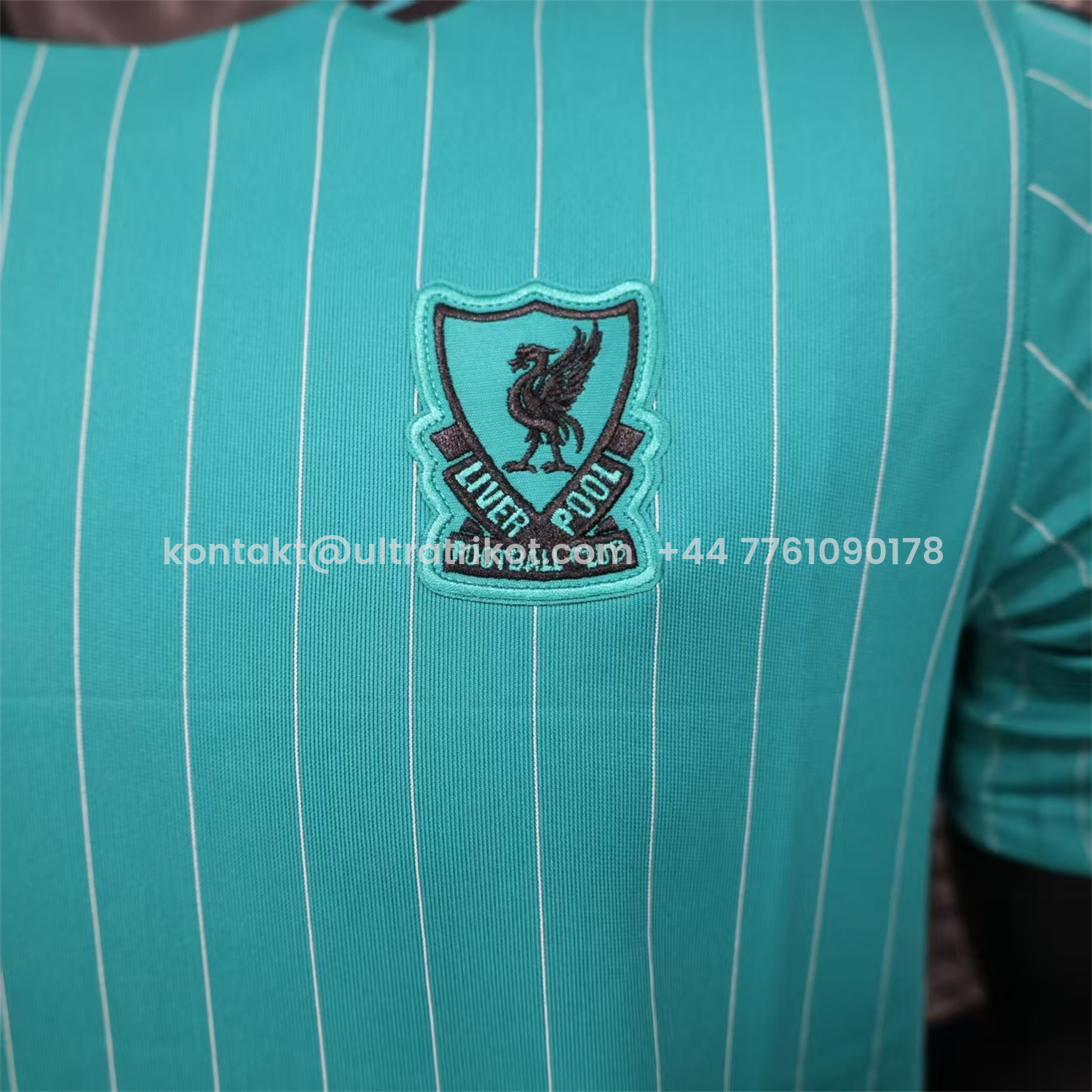 UltraTrikot-Liver.pool 25-26 Icon Range Travel Special Edition Cyan Jersey - Player Version