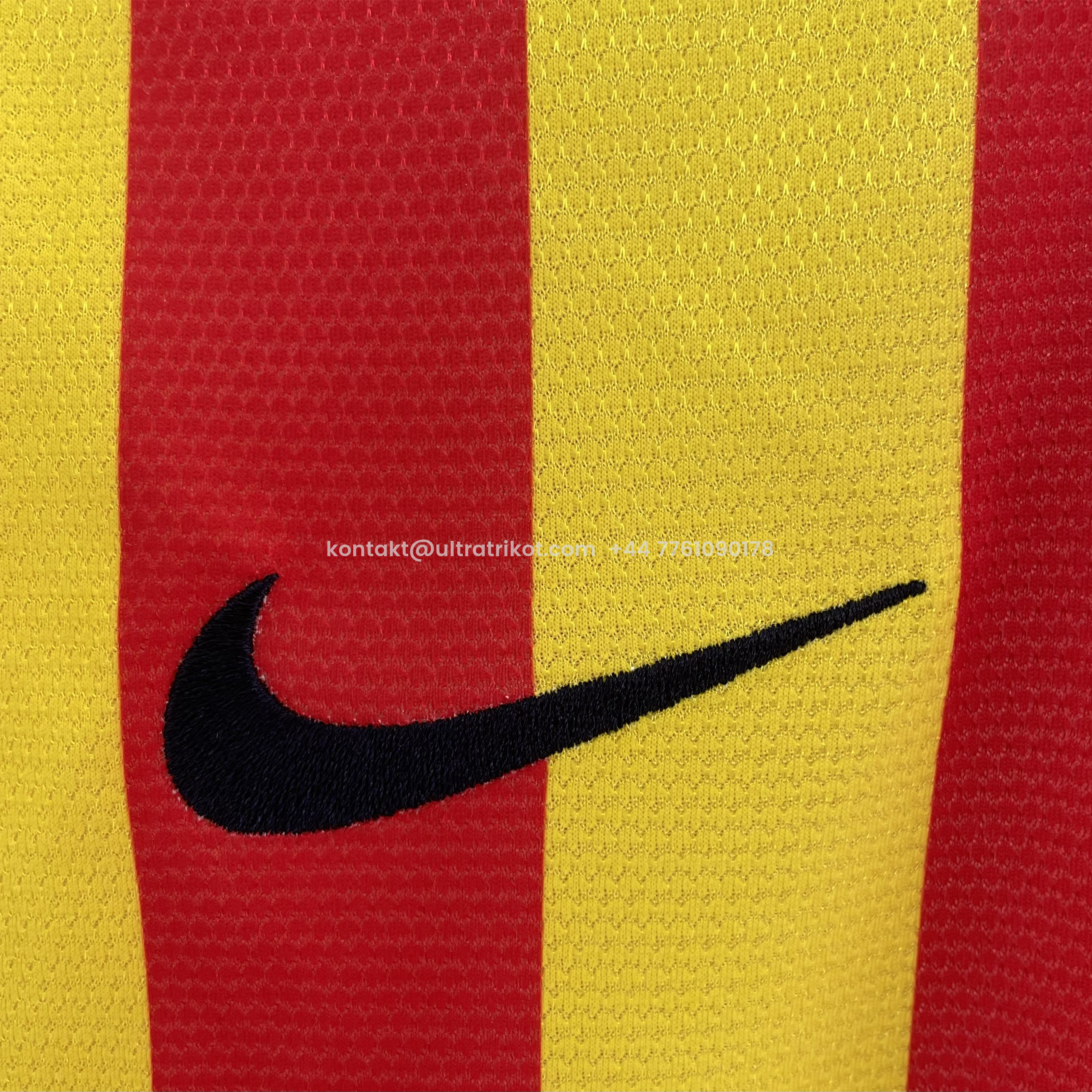 UltraTrikot-Retro Barcelona 13-14 Away Jersey