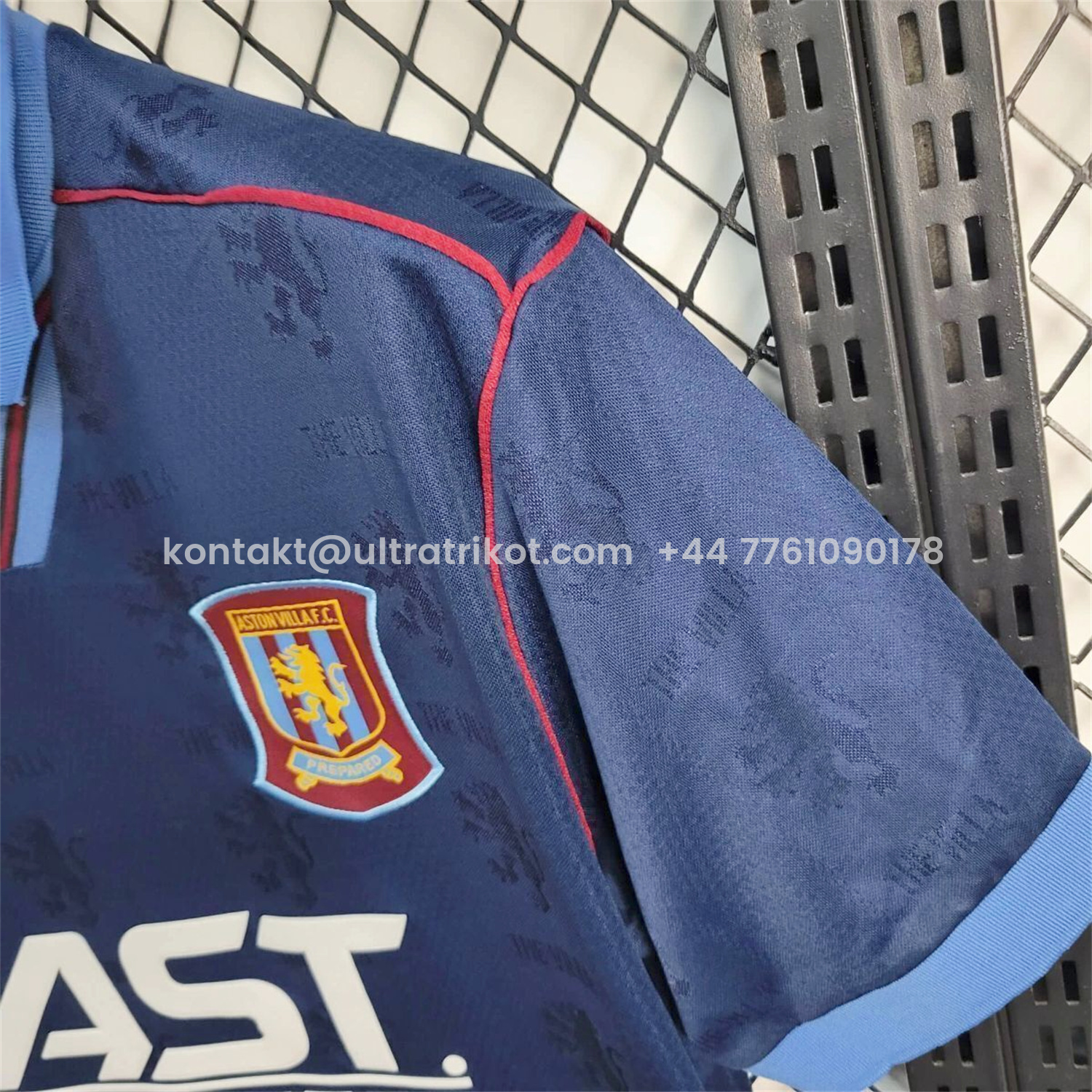UltraTrikot-Retro Aston Villa 1995-97 Away Jersey