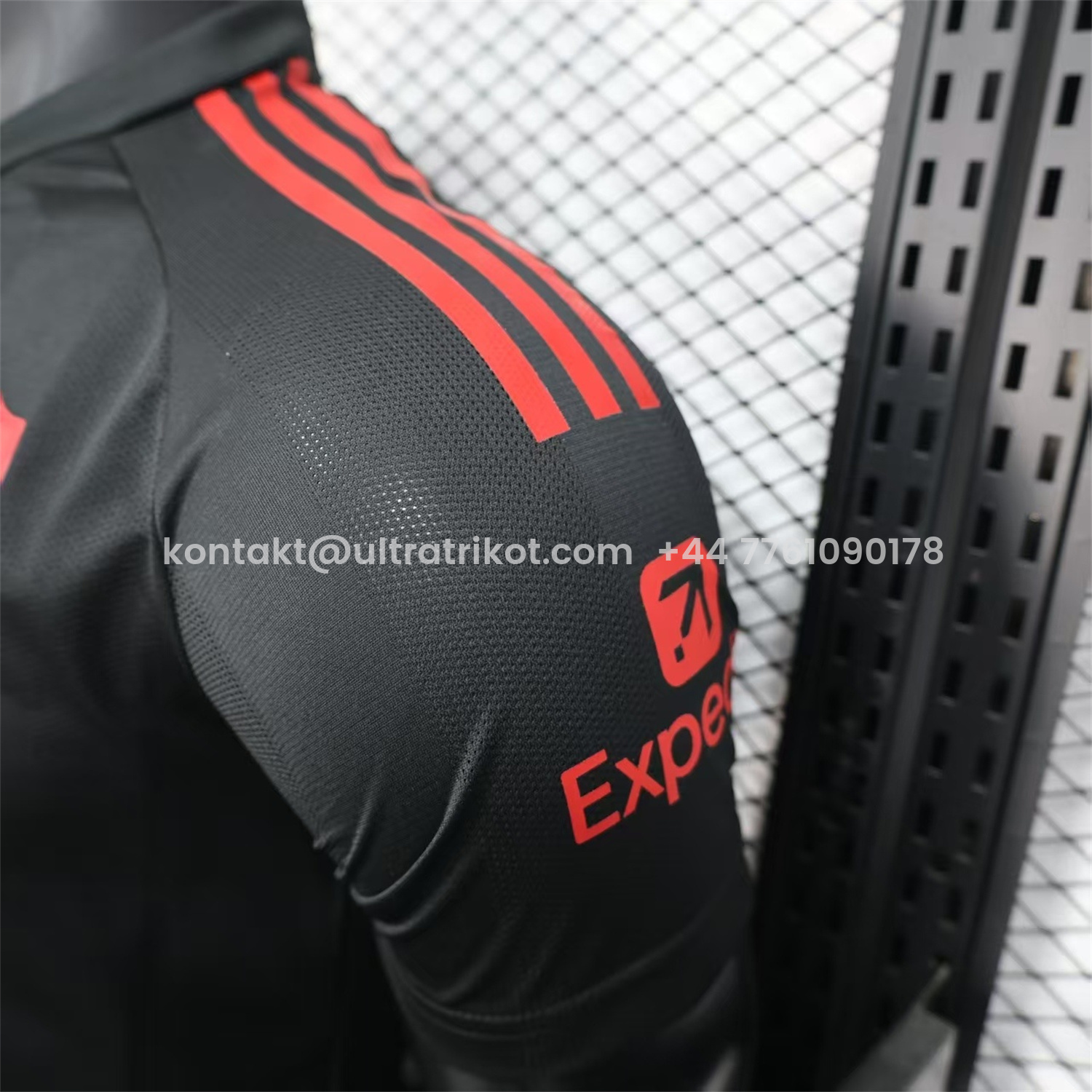 UltraTrikot-Liver.pool 25-26 Black Special Whit Red Sponsor Jersey - Player Version