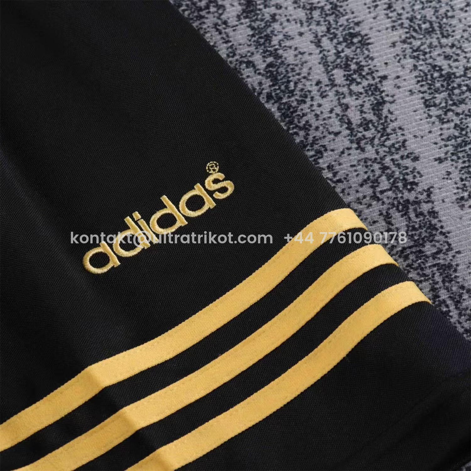 UltraTrikot-Retro Liver.pool 1994-96 Third Kids Kit