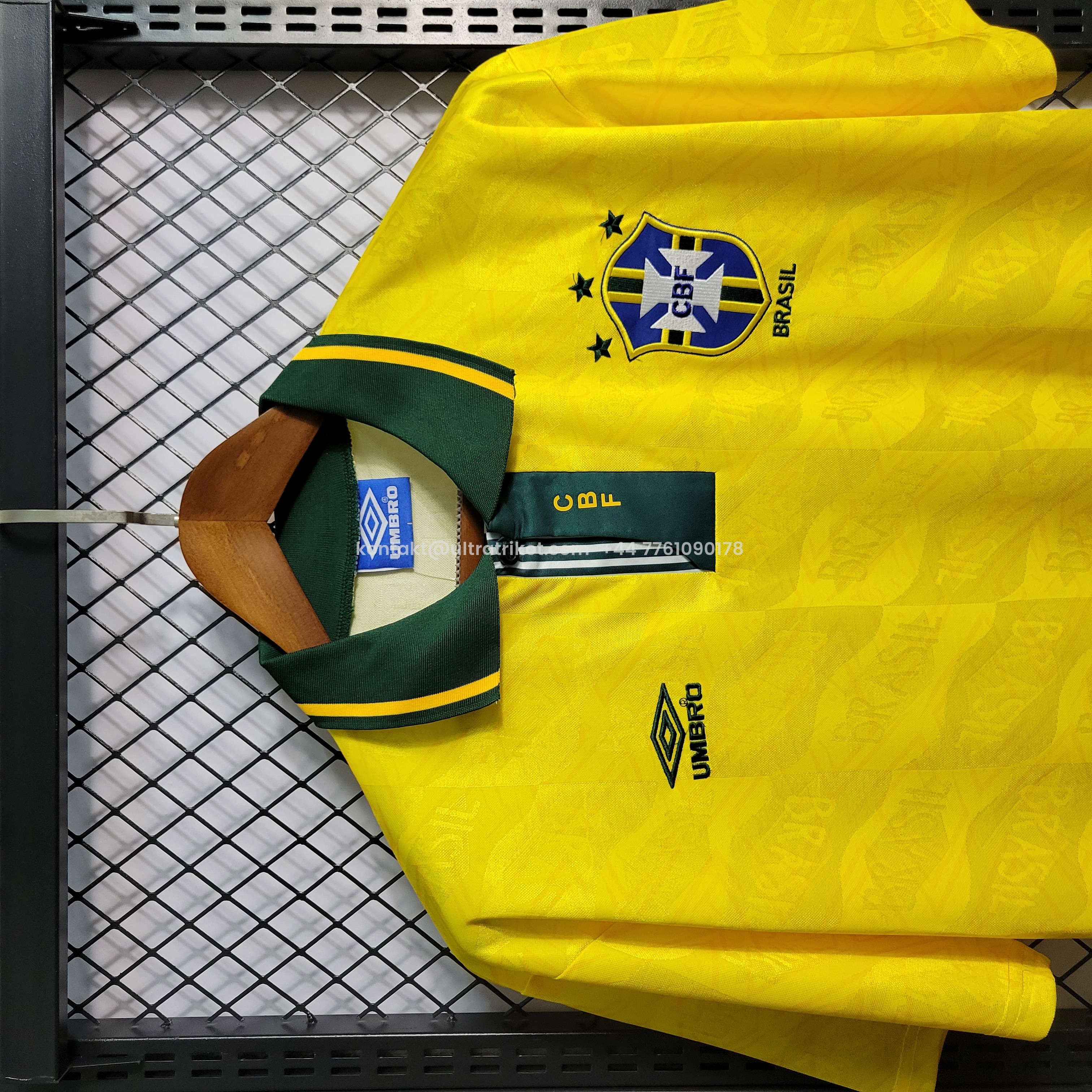 UltraTrikot-Retro Brazil 1991-93 Home Stadium Jersey