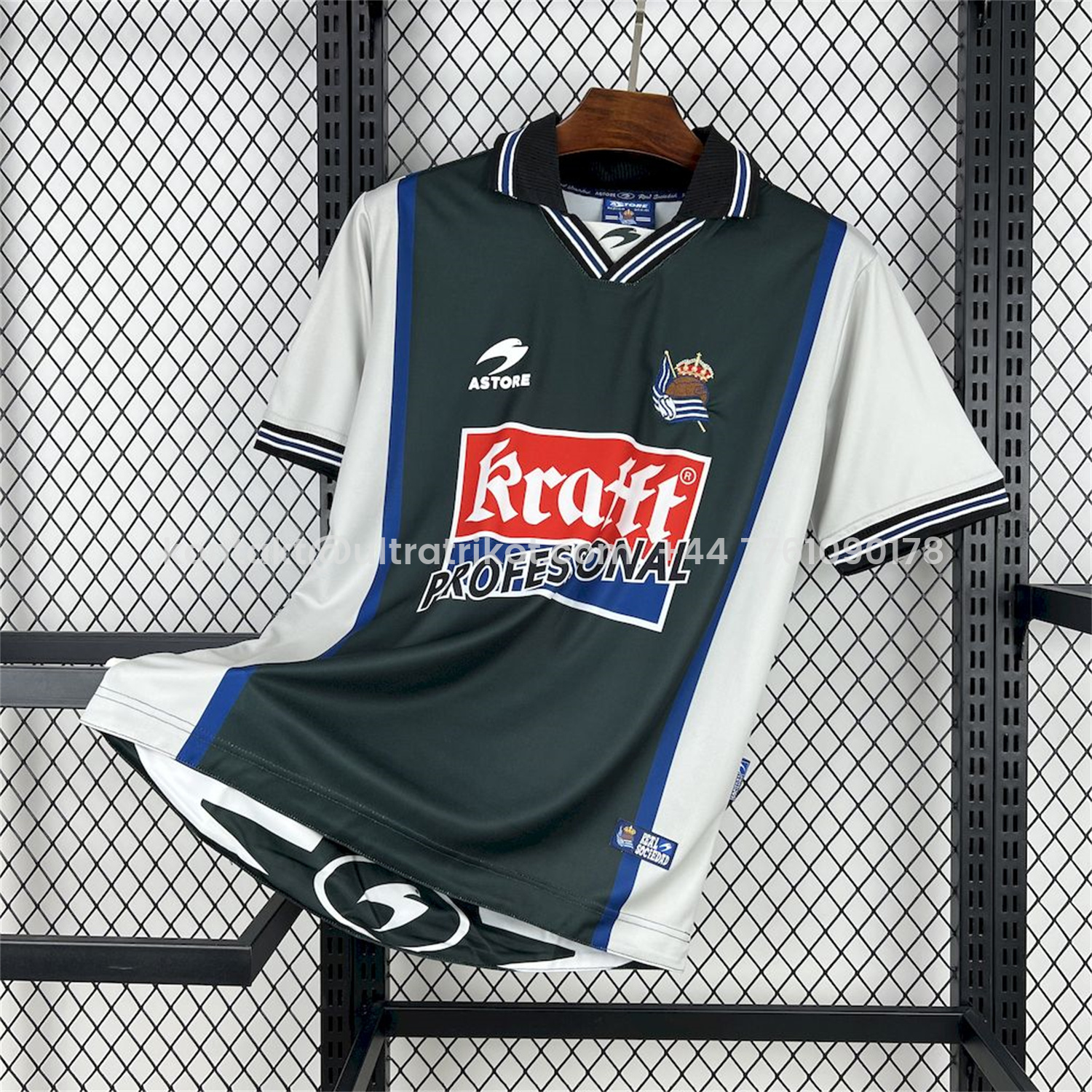 UltraTrikot-Retro Real Sociedad 2000-02 Away Jersey