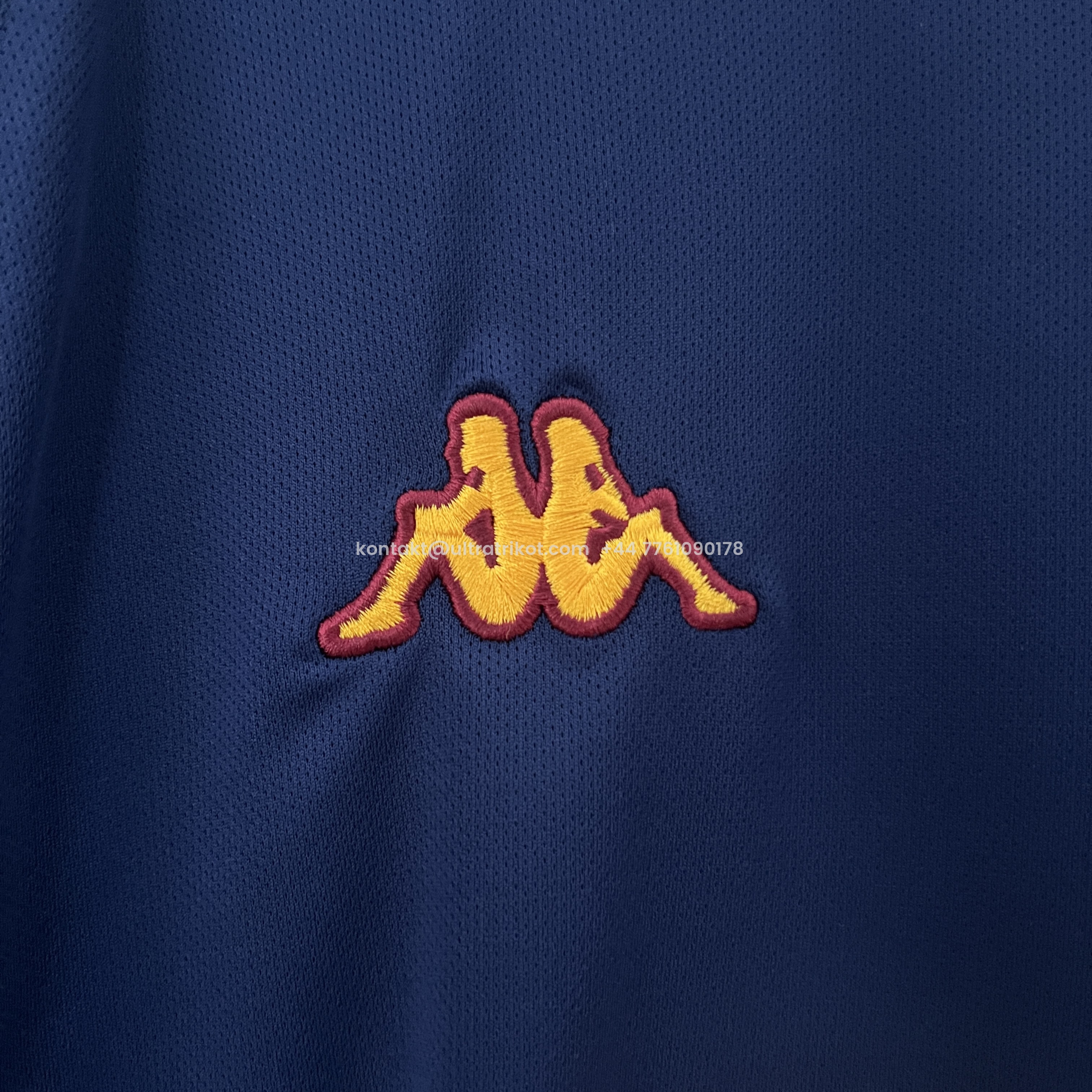 UltraTrikot-Retro Roma 2000-01 Third Jersey