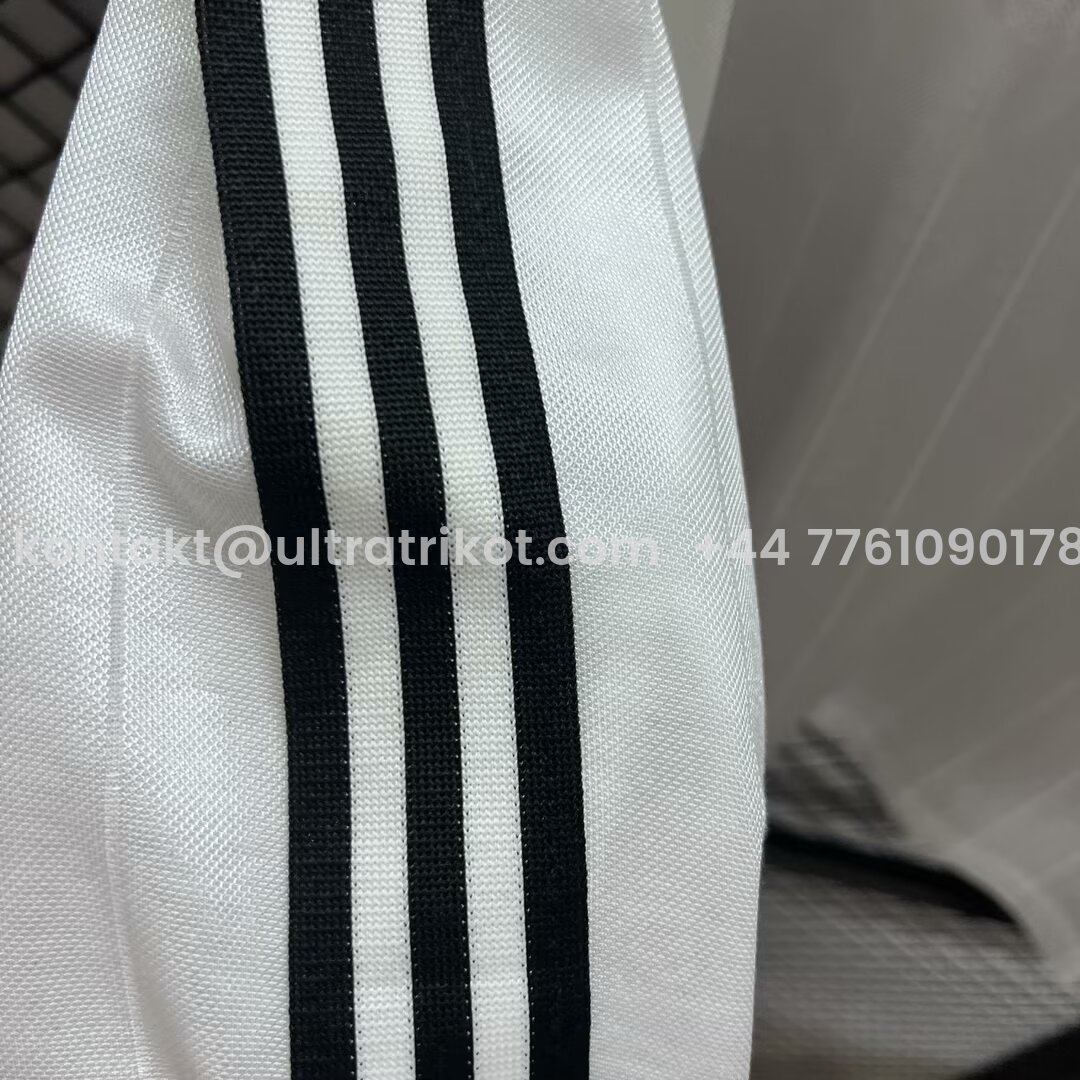 UltraTrikot-Retro Manchester United 82-84 Away Long Sleeve Jersey League Cup Final