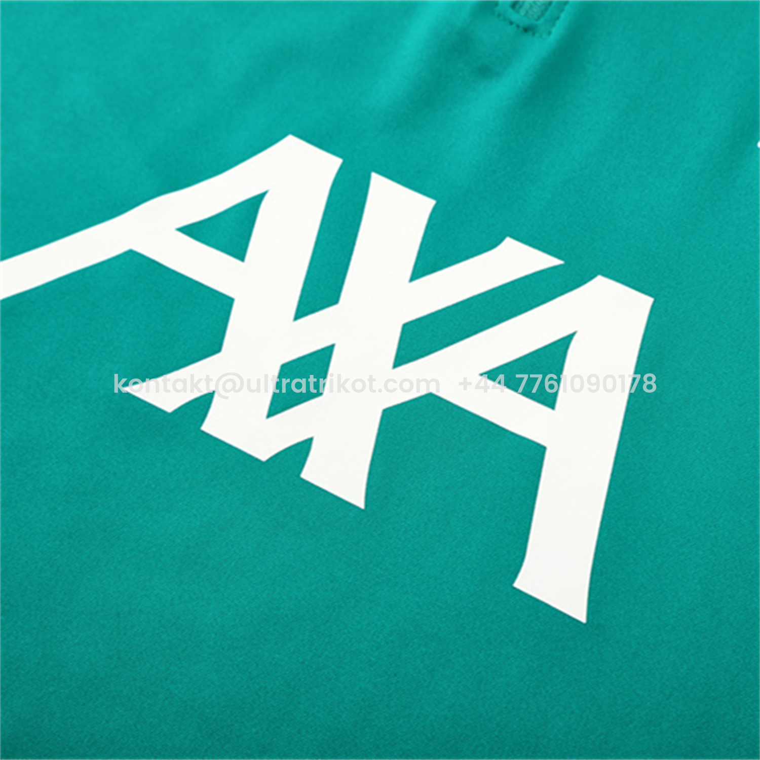 UltraTrikot-Liver.pool 25-26 Long Sleeve Training Set - Green Top & Black Pants