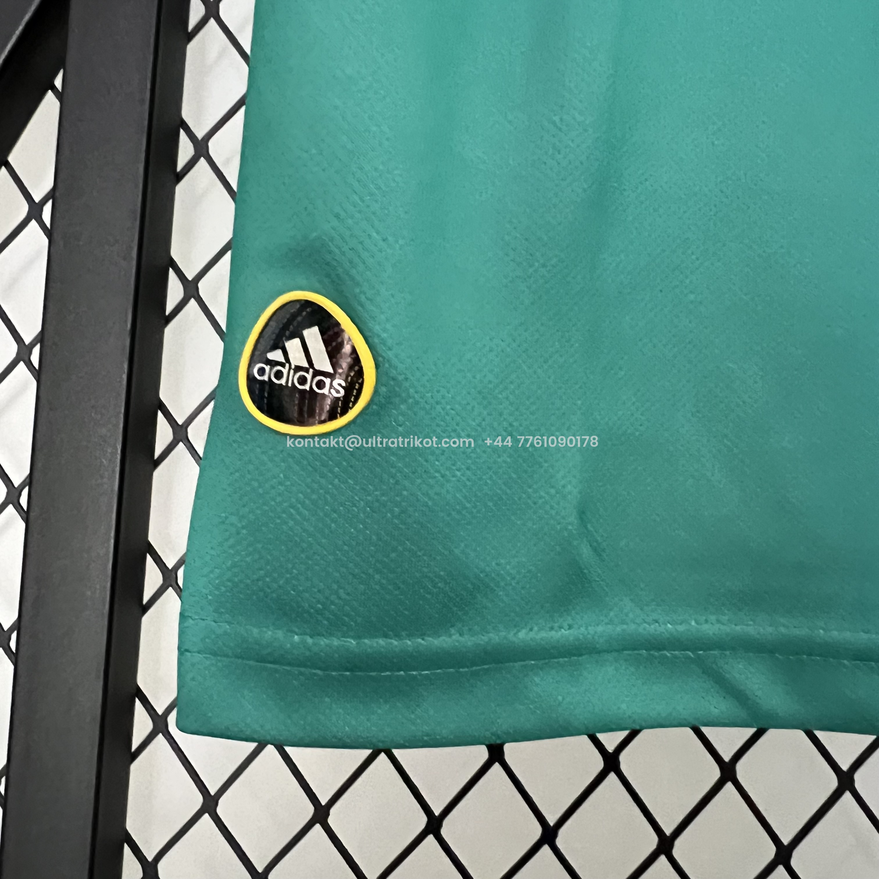 UltraTrikot-Retro Spain 2010 Green Goalkeeper Jersey