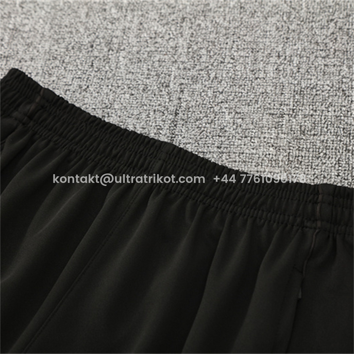 UltraTrikot-Liver.pool 25-26 Long Sleeve Training Set - Green Top & Black Pants