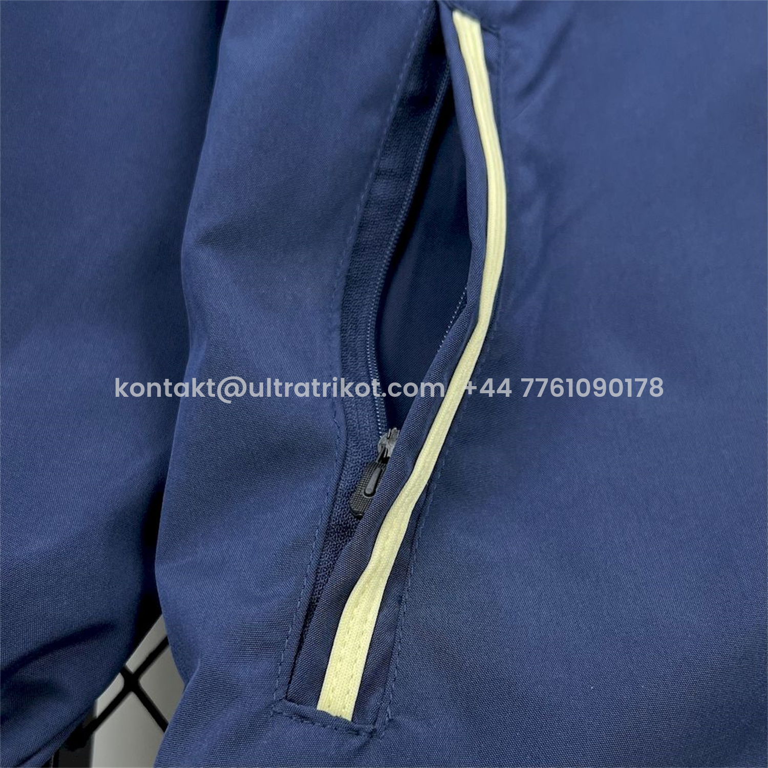 UltraTrikot-Retro C.H.E.L.S.E.A 2012-13 Player Windbreaker - Blue