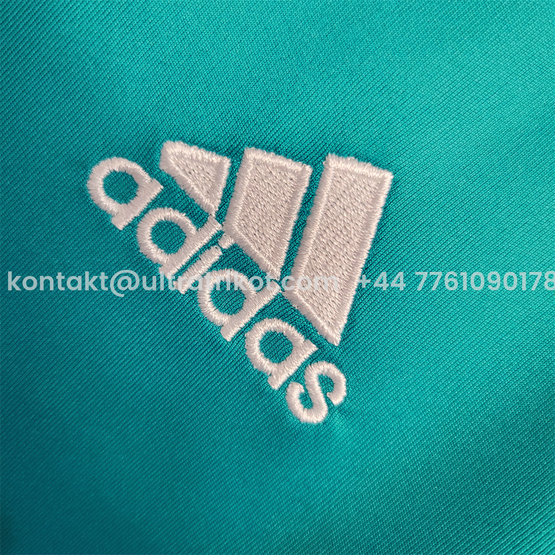 UltraTrikot-Retro Real Madrid 17-18 Third Jersey