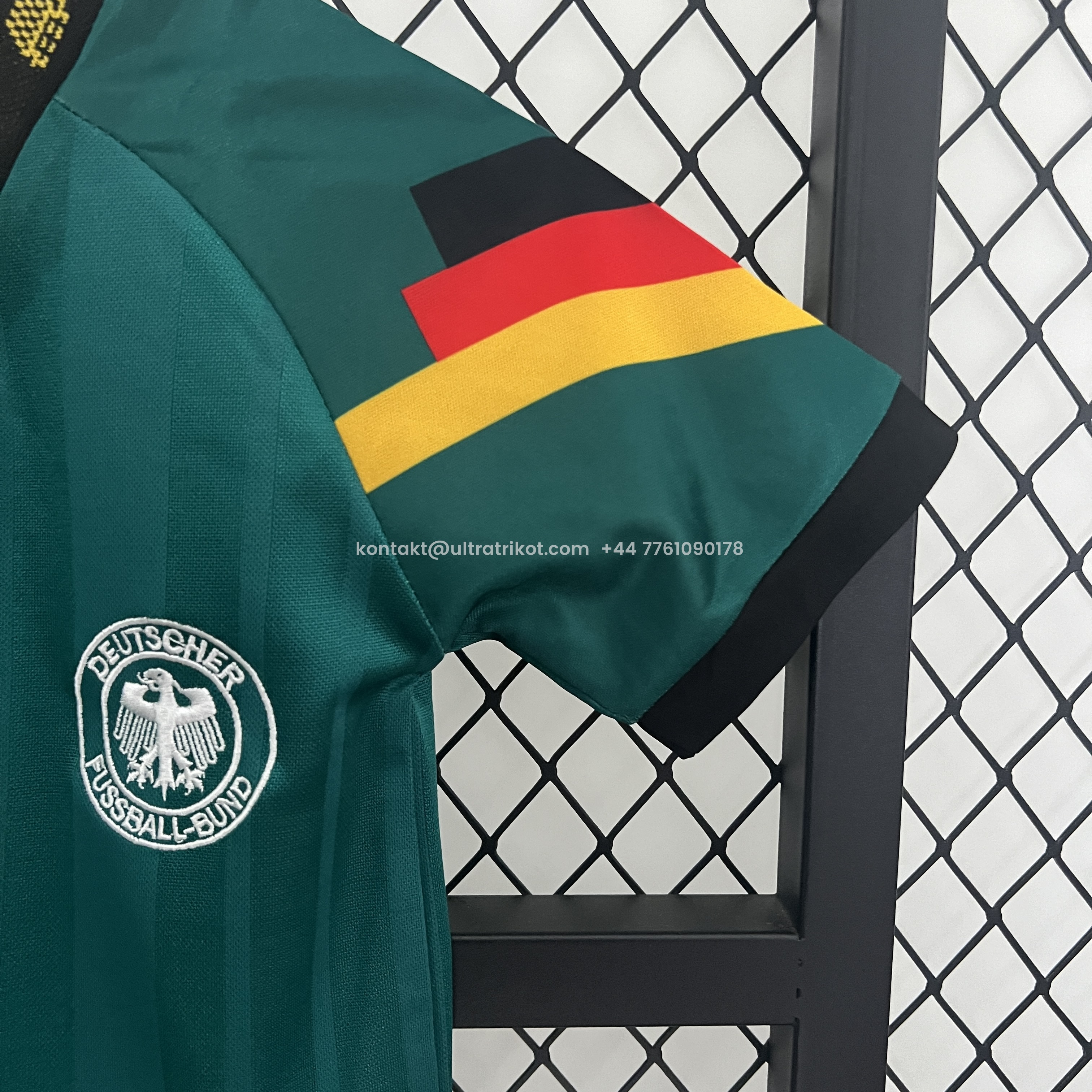 UltraTrikot-Retro Germany 1992 Away Stadium Kids Kit