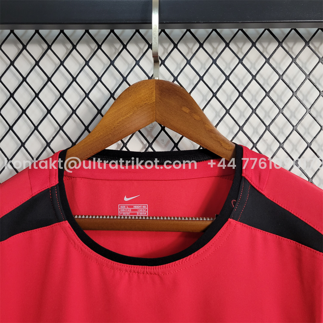 UltraTrikot-Retro Manchester United 02-04 Home Jersey
