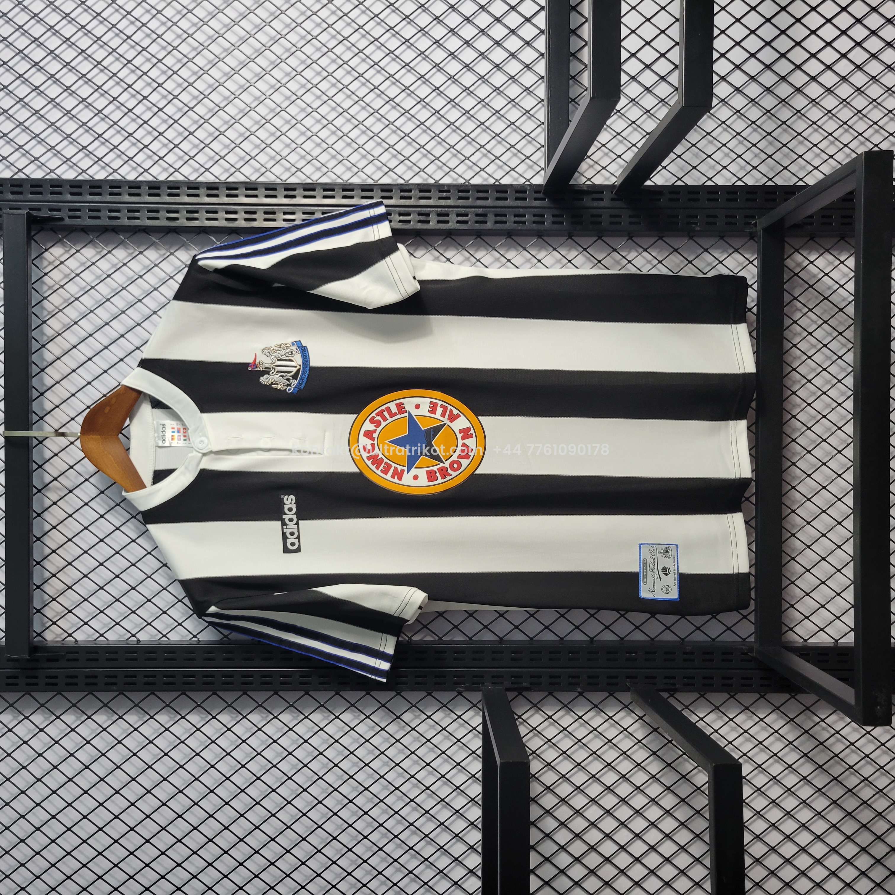 UltraTrikot-Retro Newcastle United 1995-97 Home Stadium Jersey