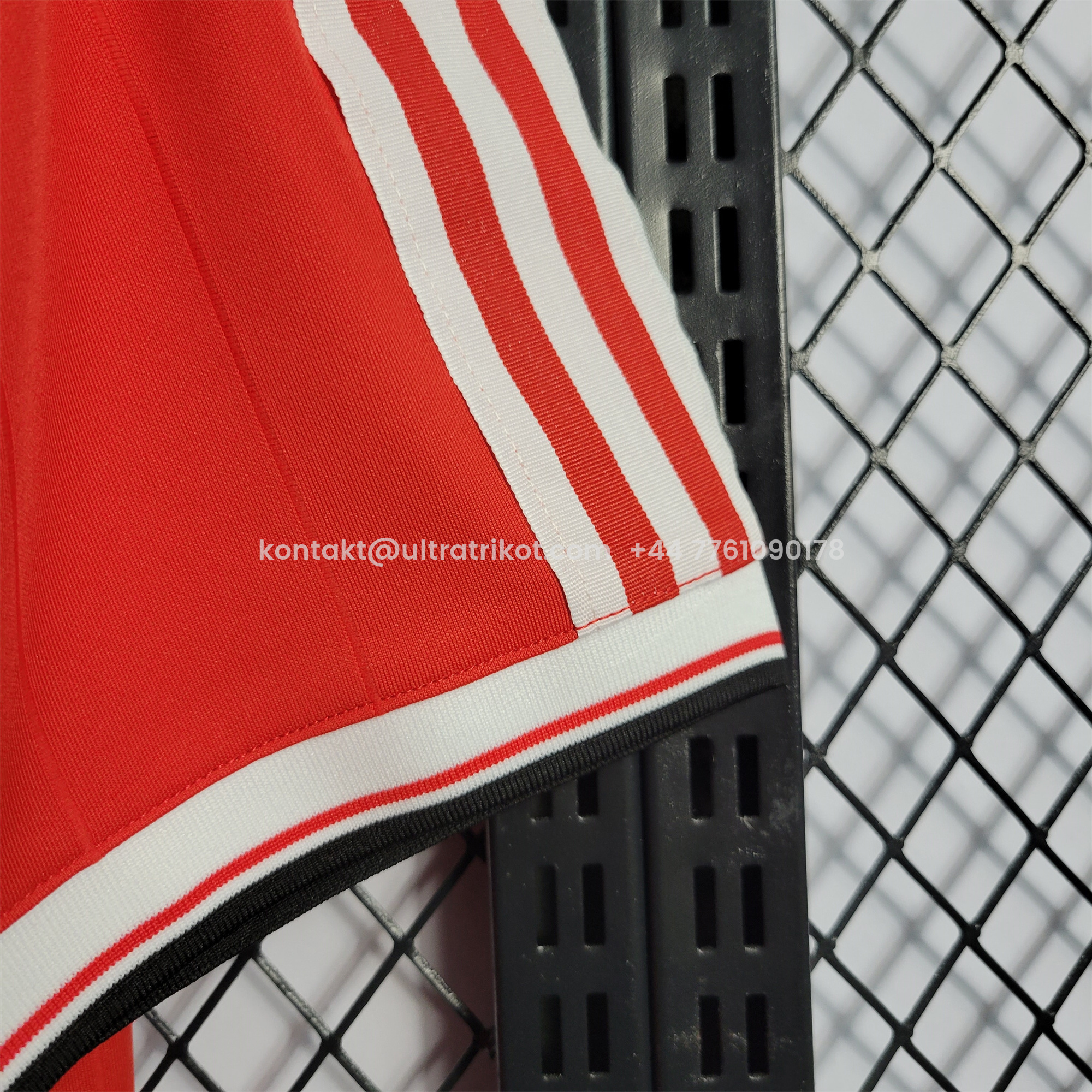 UltraTrikot-Retro Manchester United 83-84 Home Stadium Jersey