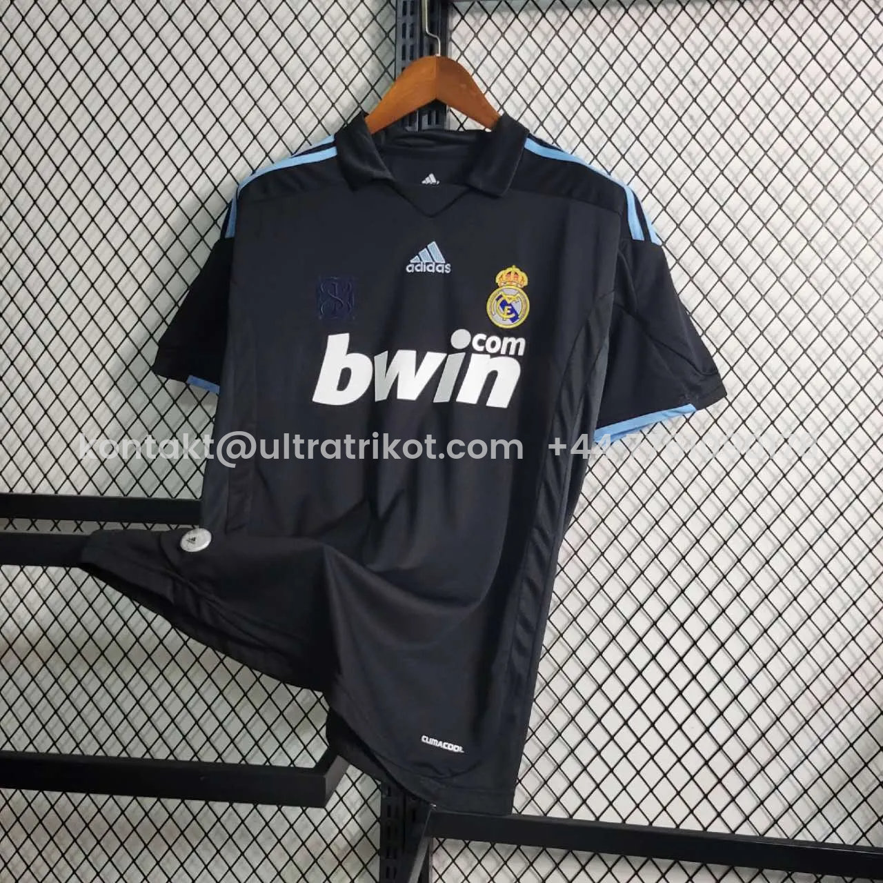 UltraTrikot-Retro Real Madrid 09-10 Away Stadium Jersey