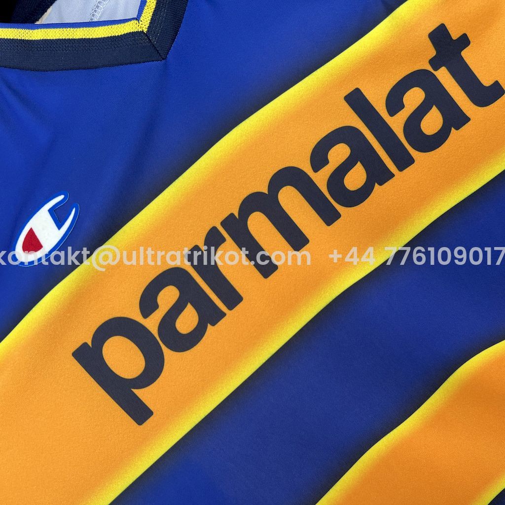 UltraTrikot-Retro Parma 2002-03 Home Jersey - Fans Version