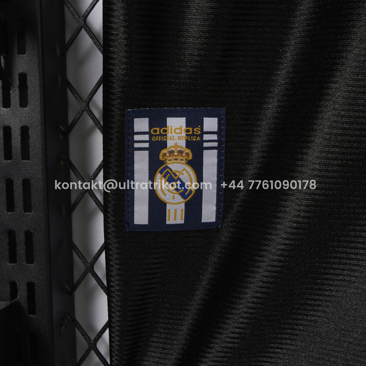 UltraTrikot-Retro Real Madrid 1999-01 Away Jersey