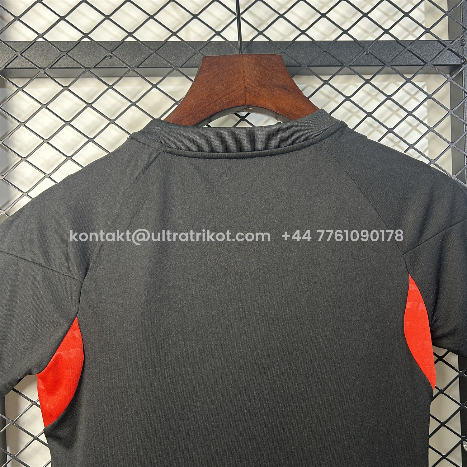 UltraTrikot-Benfica 25-26 Black Training Kids Kit