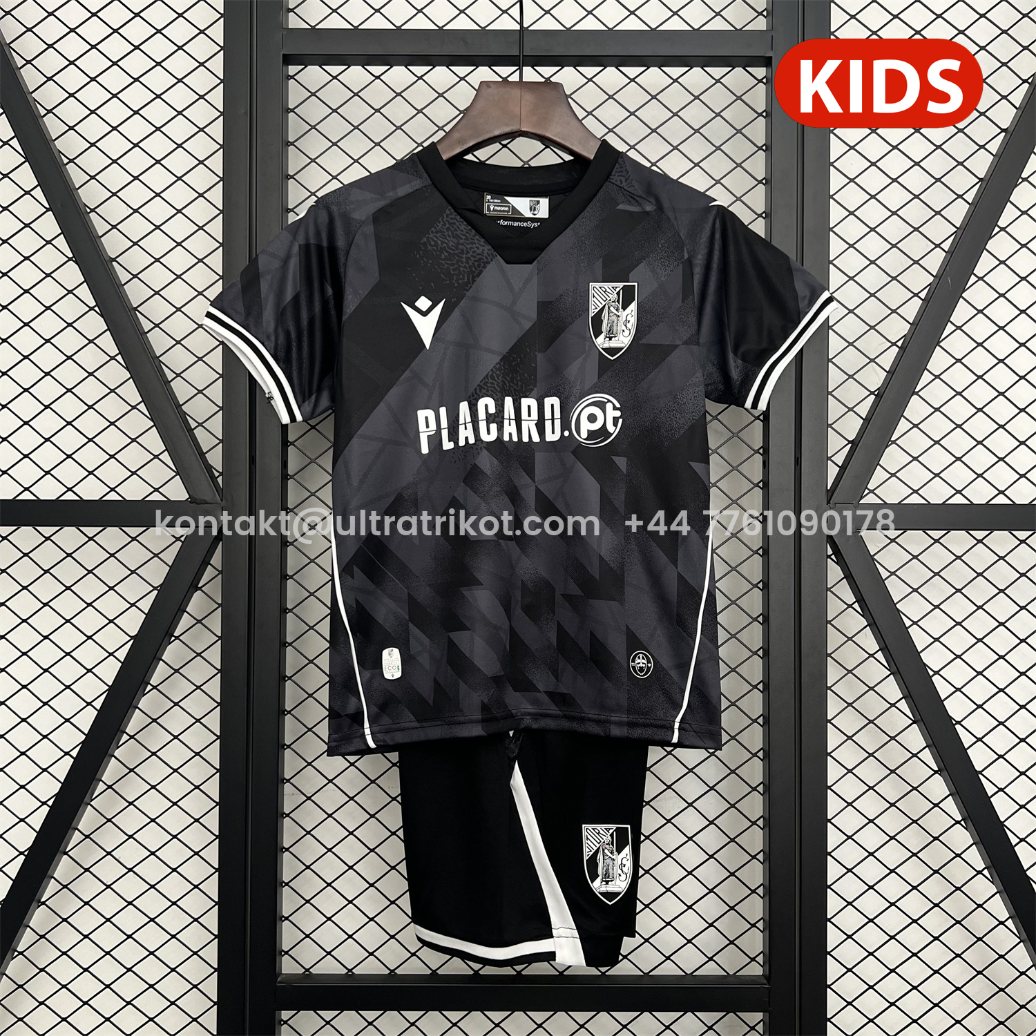 UltraTrikot-Guimarães 25-26 Away Kids Kit