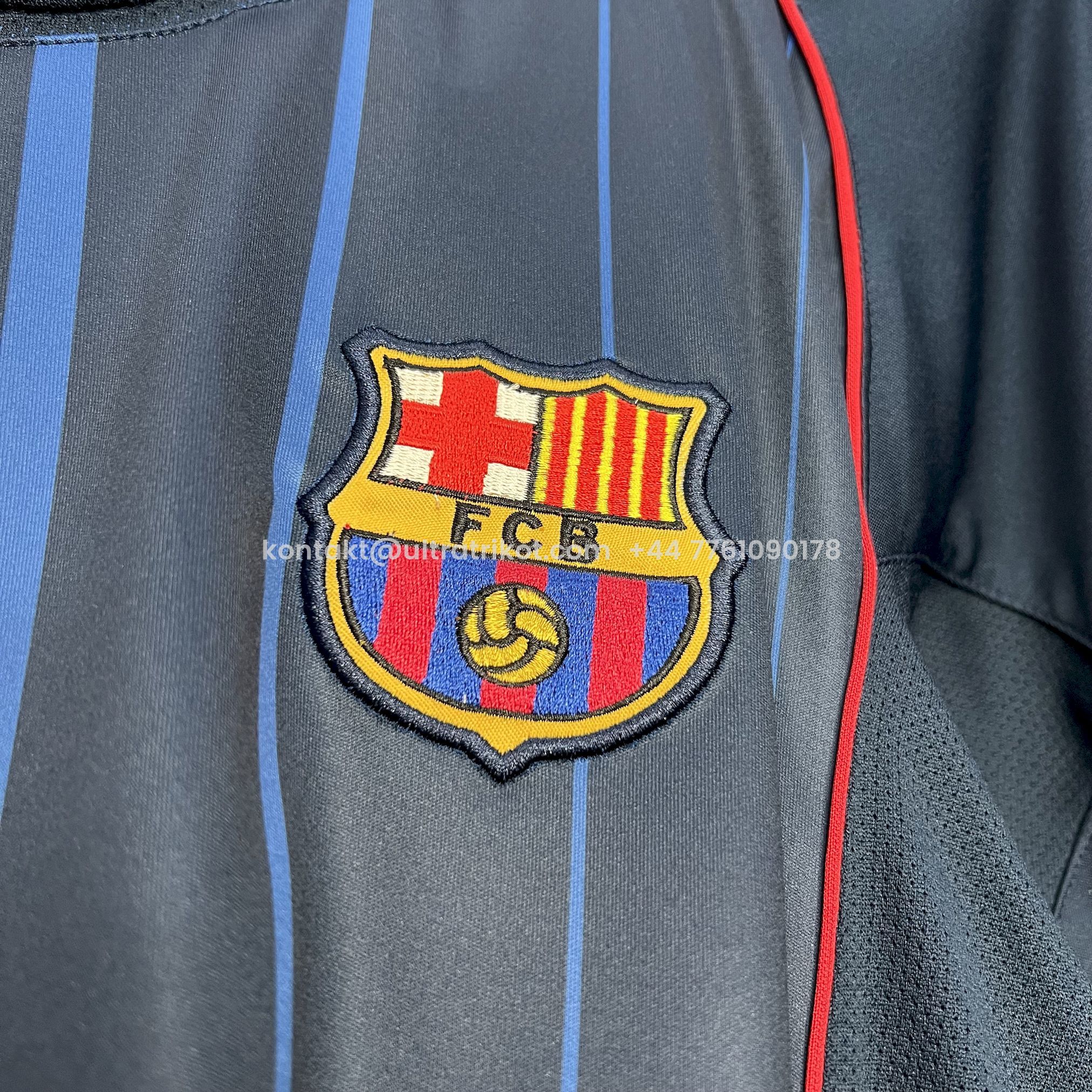 UltraTrikot-Retro Barcelona 04-05 Away Jersey