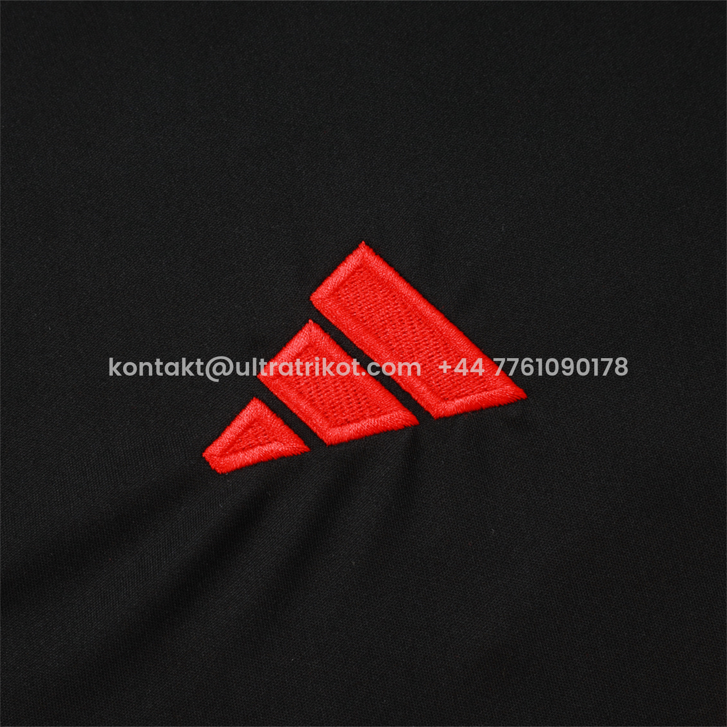 UltraTrikot-Liver.pool 25-26 Vest Training Set - Black Vest & Black Shorts