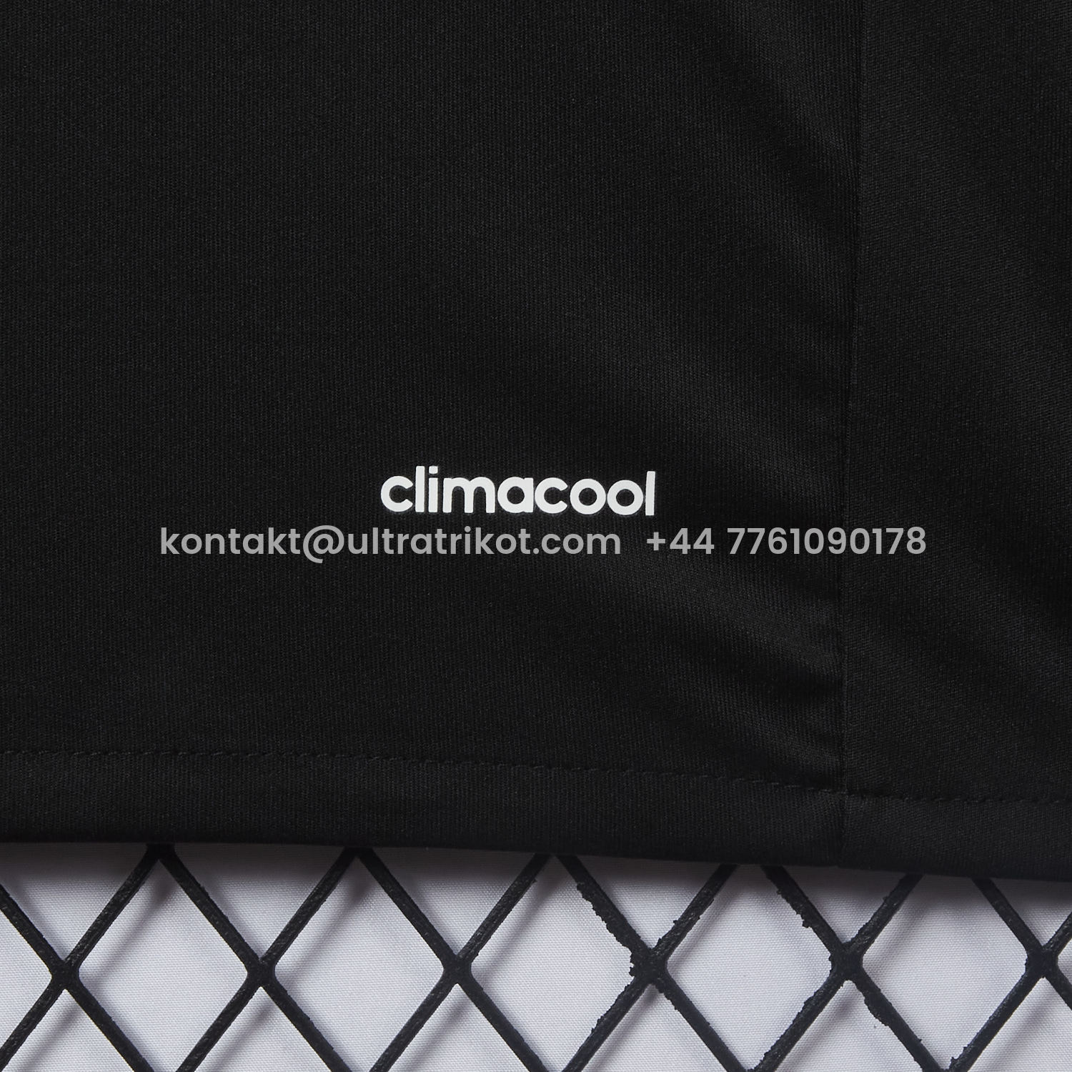 UltraTrikot-Retro Real Madrid 16-17 Third Jersey