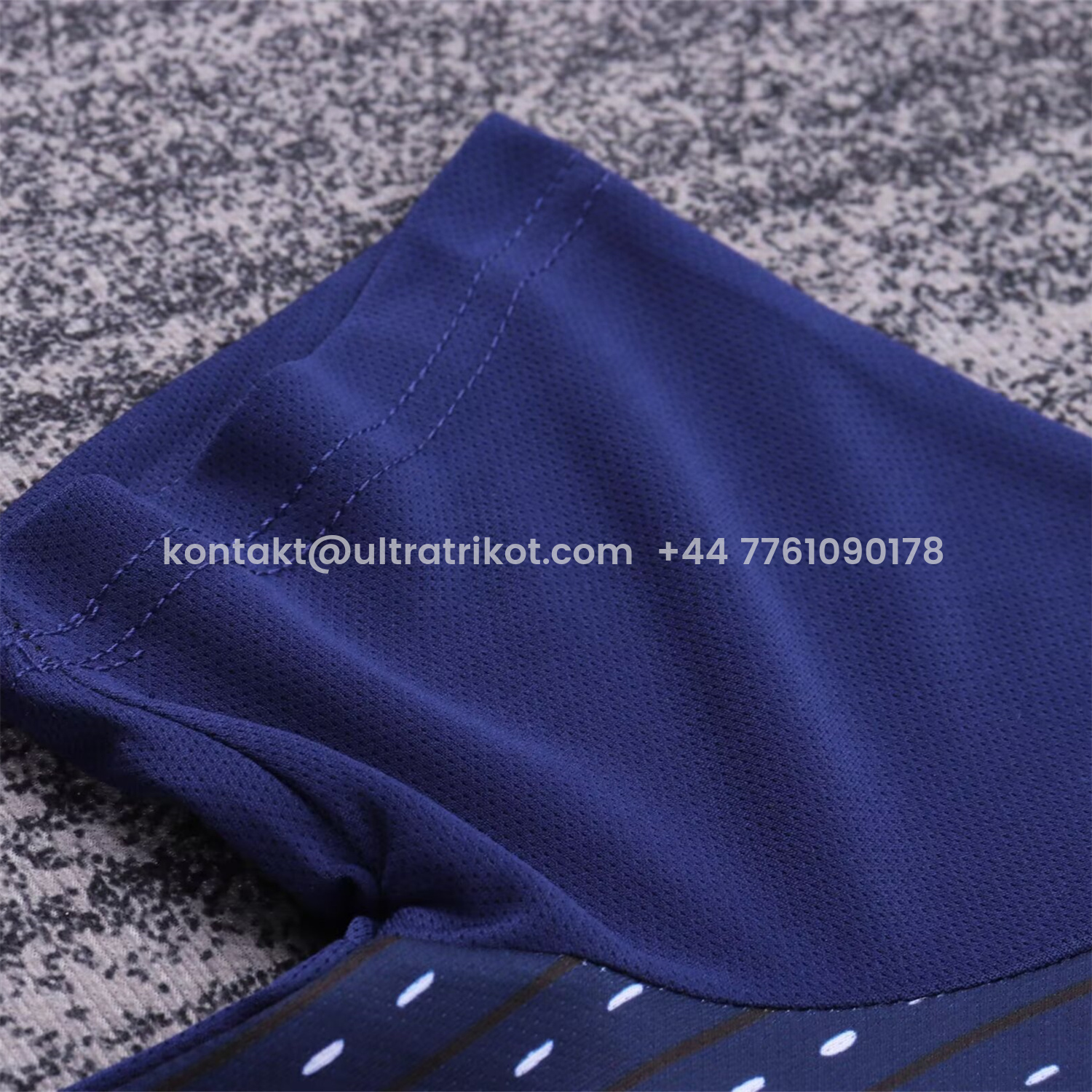 UltraTrikot-Retro Japan 2018 Home Kids Kit