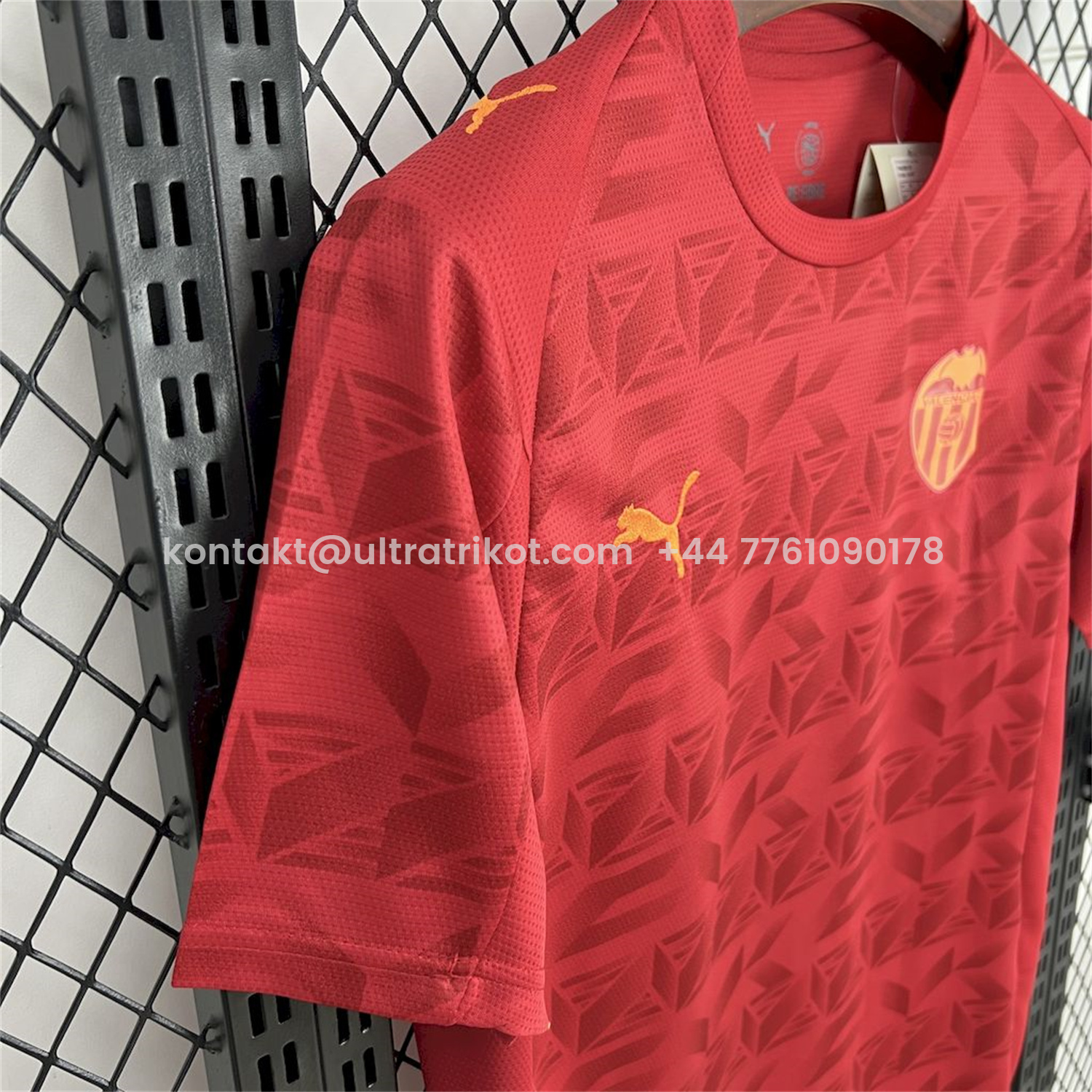 UltraTrikot-Valencia 25-26 Away Unsponsored Jersey - Fans Version