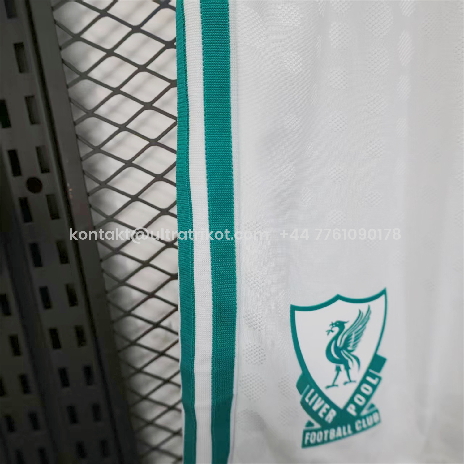 UltraTrikot-Liver.pool 25-26 Third White Shorts - Player Version