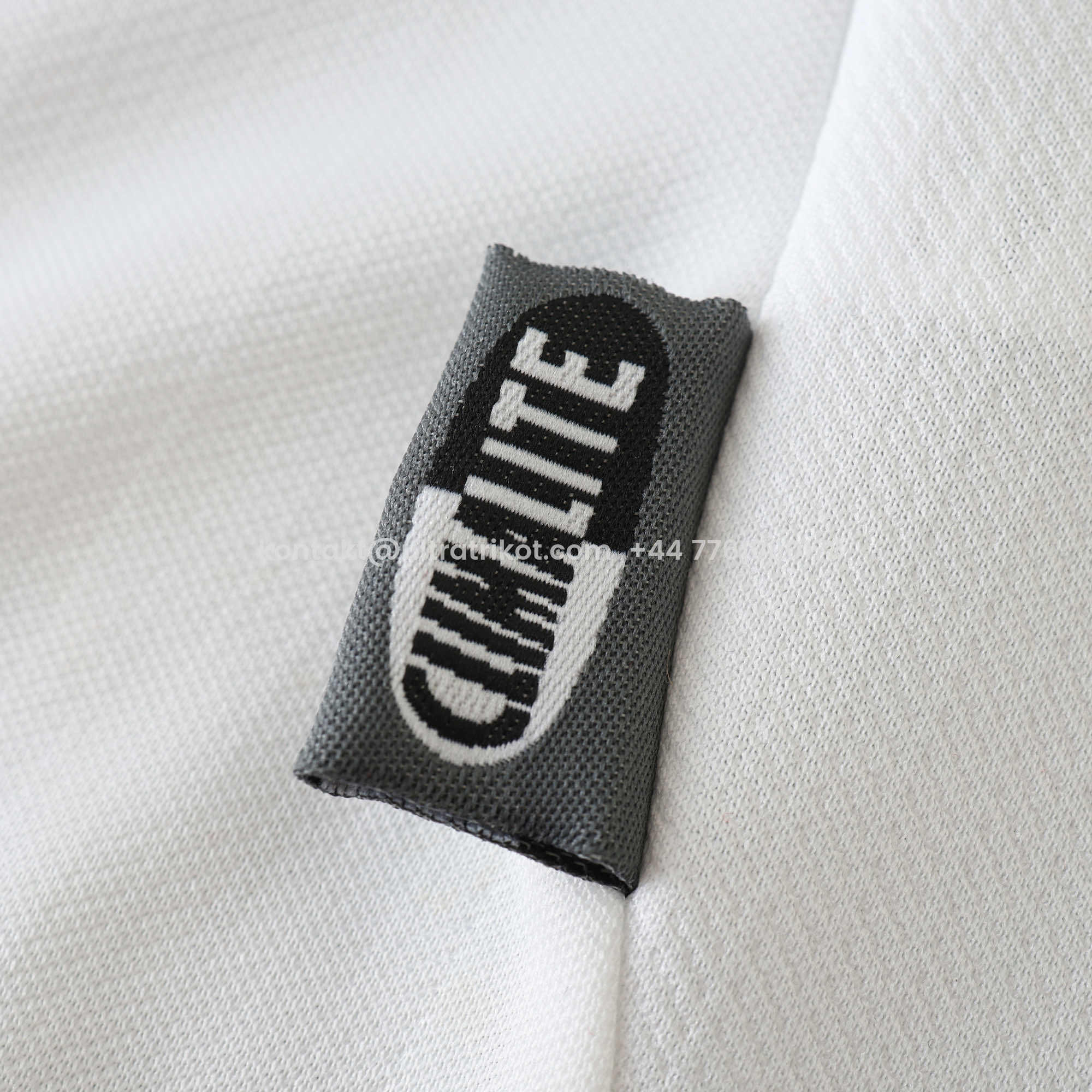 UltraTrikot-Retro Real Madrid 2001-02 Home Jersey