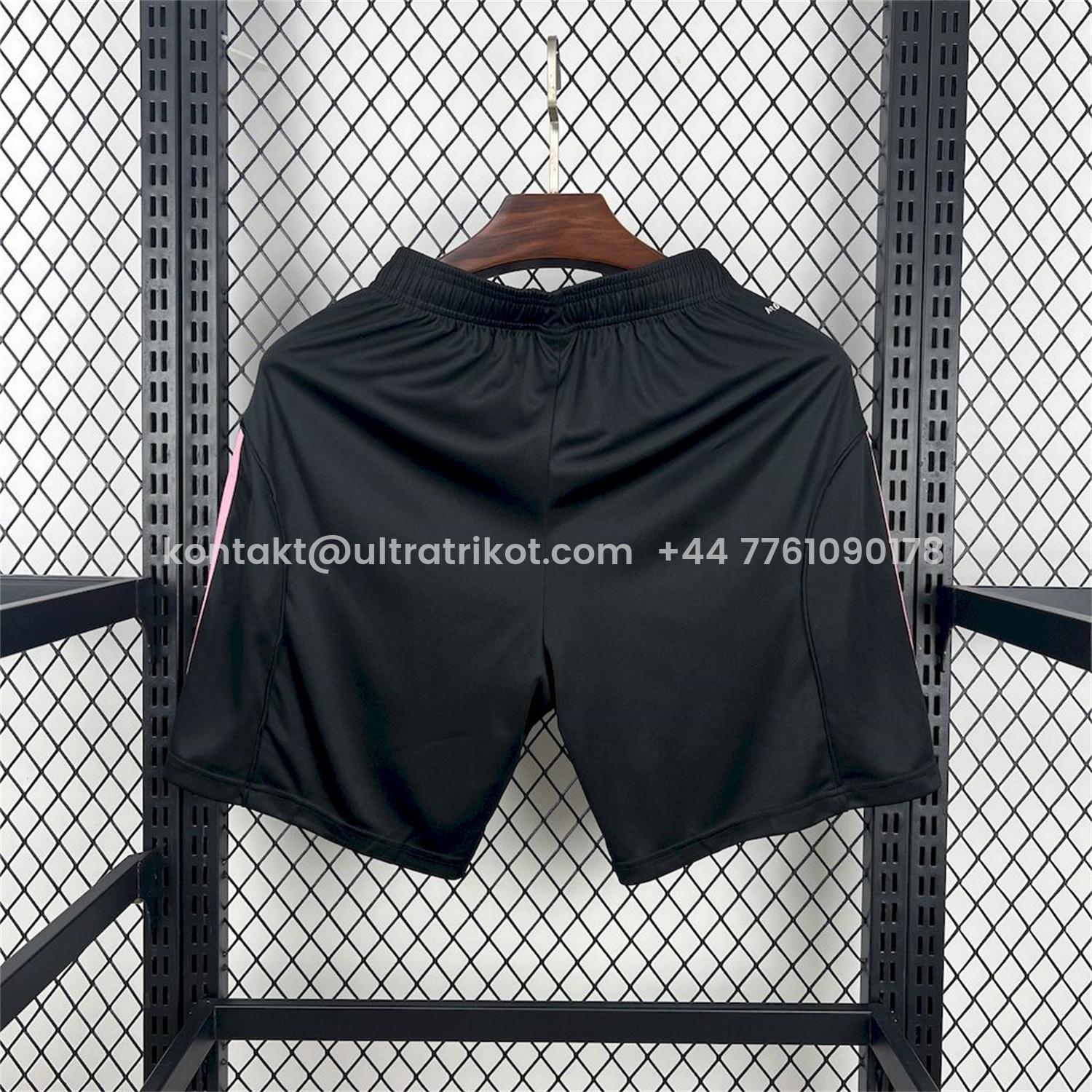 UltraTrikot-Juventus 25-26 Home Black Shorts - Fans Version