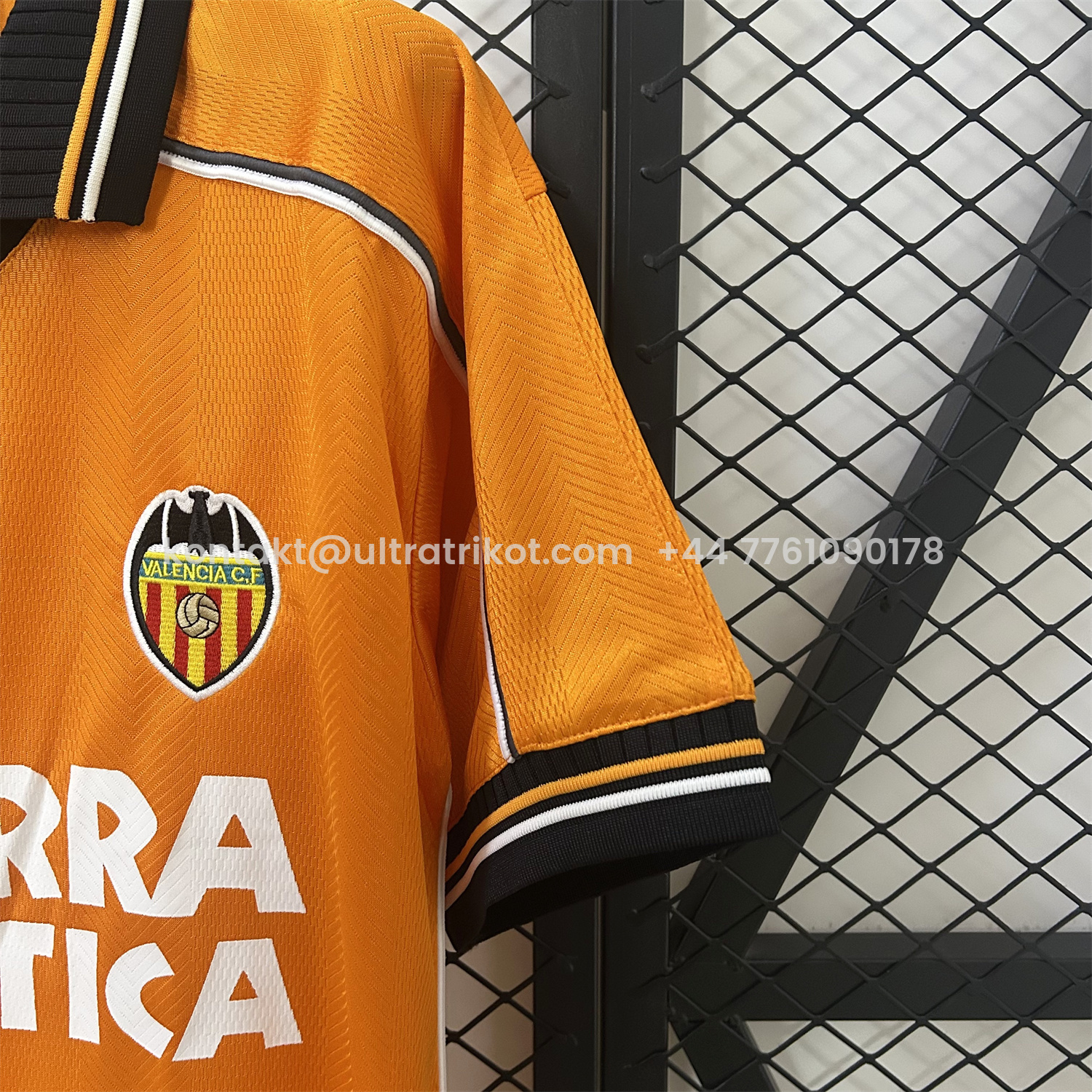 UltraTrikot-Retro Valencia 1999-00 Away Jersey