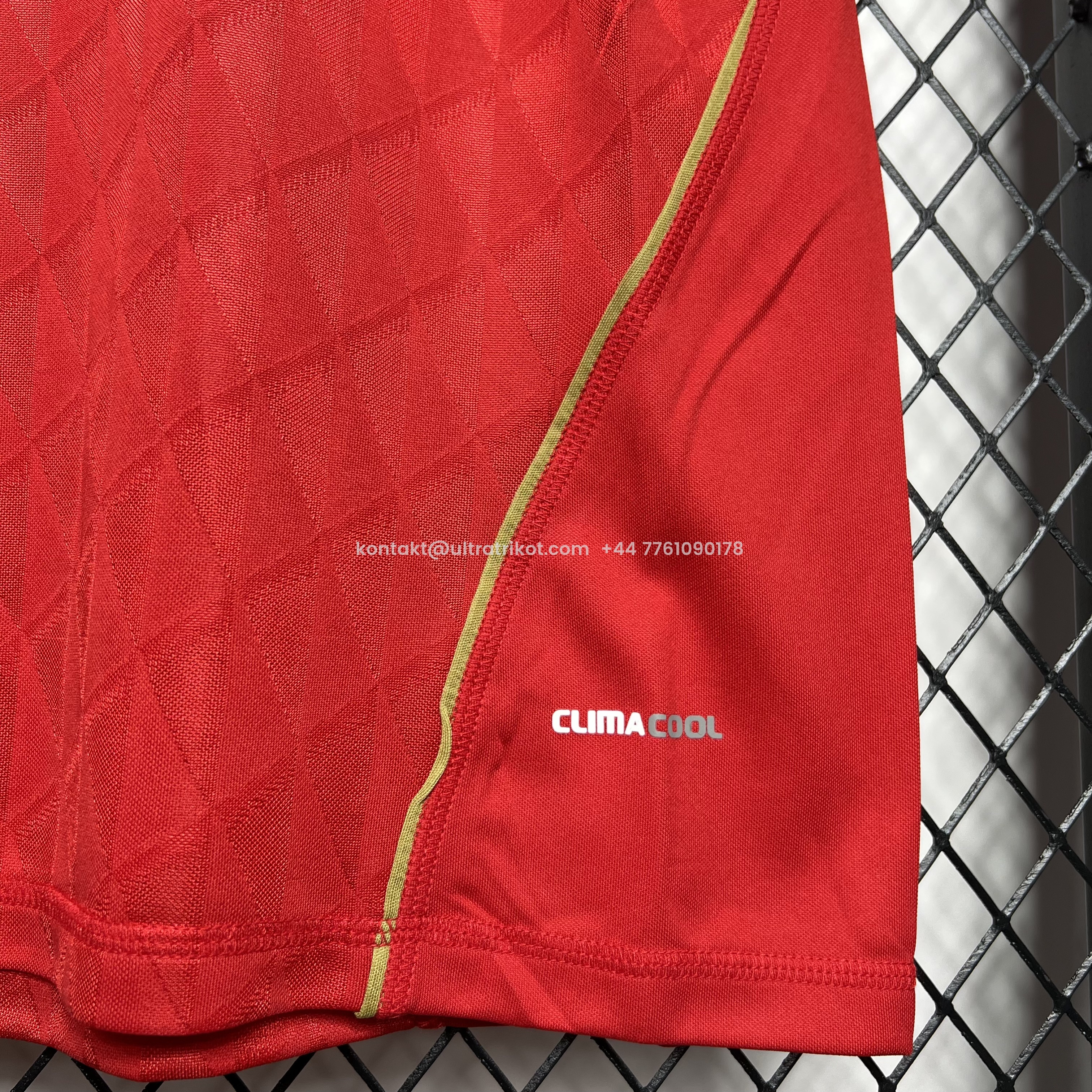 UltraTrikot-Retro Liver.pool 2010-11 Home Stadium Jersey