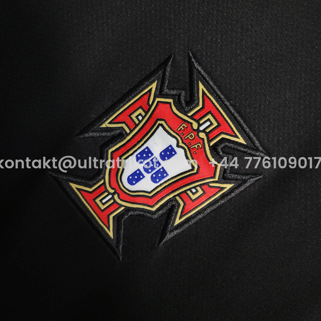 UltraTrikot-Retro Portugal 2006 Away Stadium Jersey