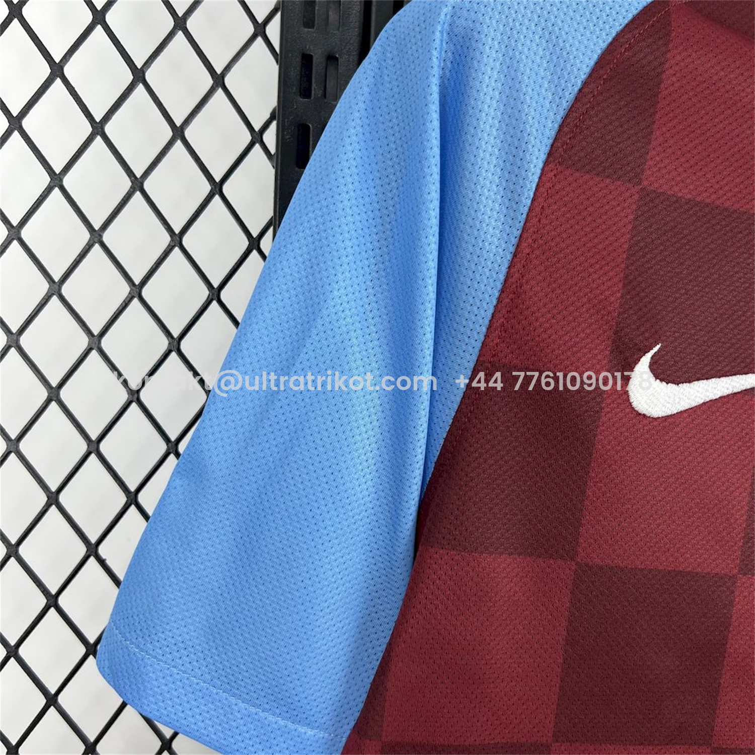 UltraTrikot-Retro Aston Villa 2011-12 Home Jersey