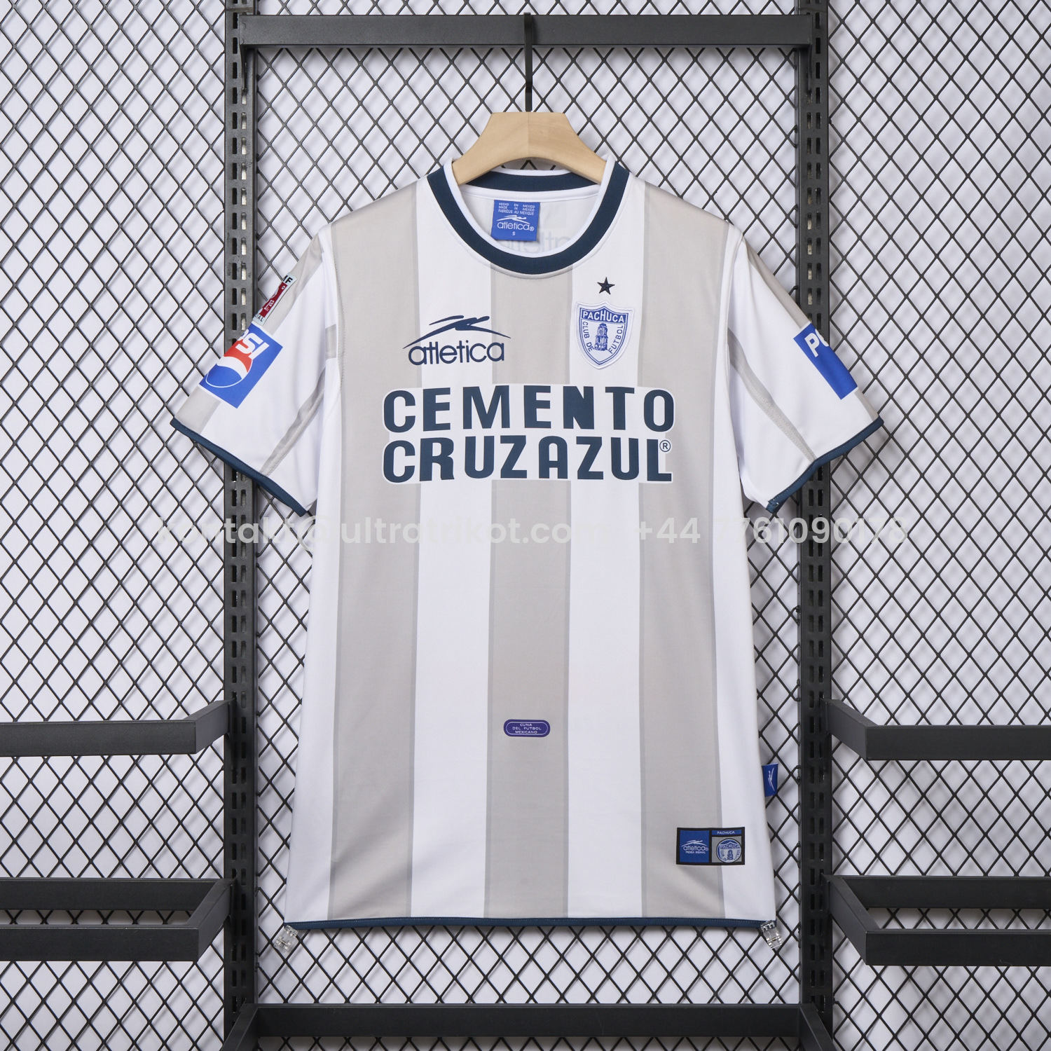 UltraTrikot-Retro Pachuca 2001-02 Away Jersey