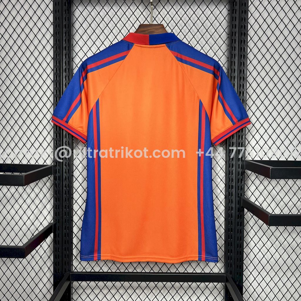 UltraTrikot-Retro Barcelona 1997-98 European Away Jersey