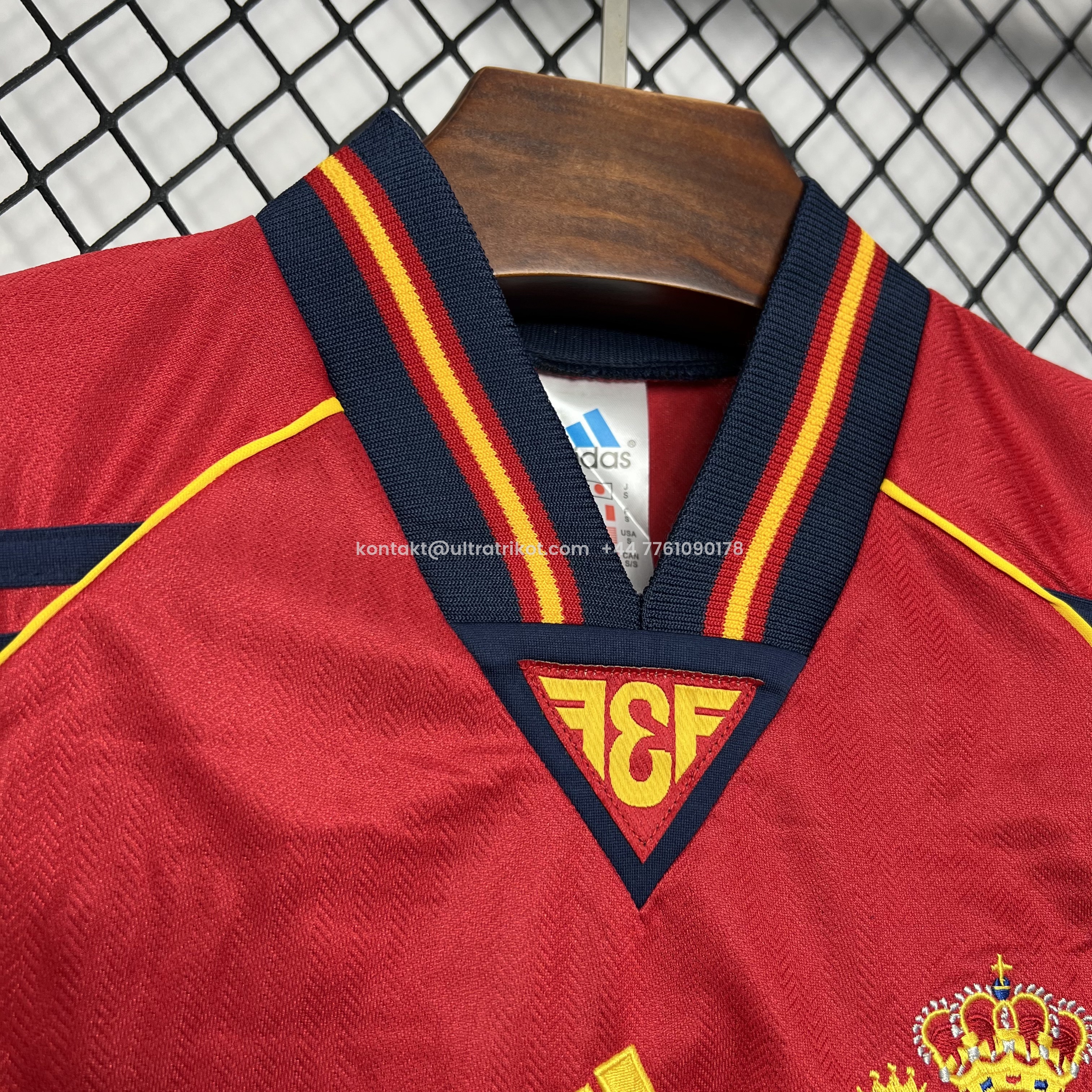 UltraTrikot-Retro Spain 1998 Home Stadium Jersey