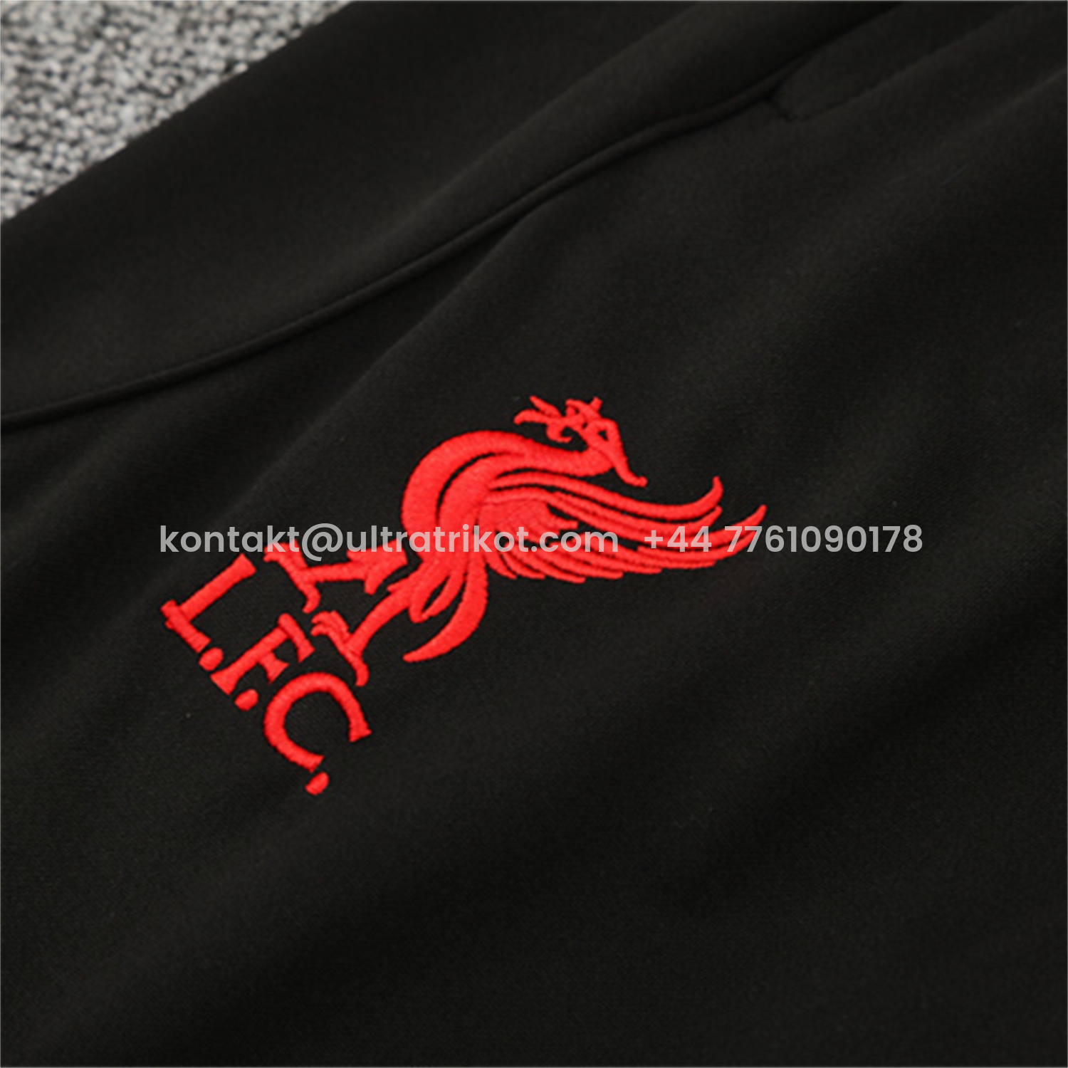 UltraTrikot-Liver.pool 25-26 Kids Long Sleeve Training Set - Red Top & Black Pants