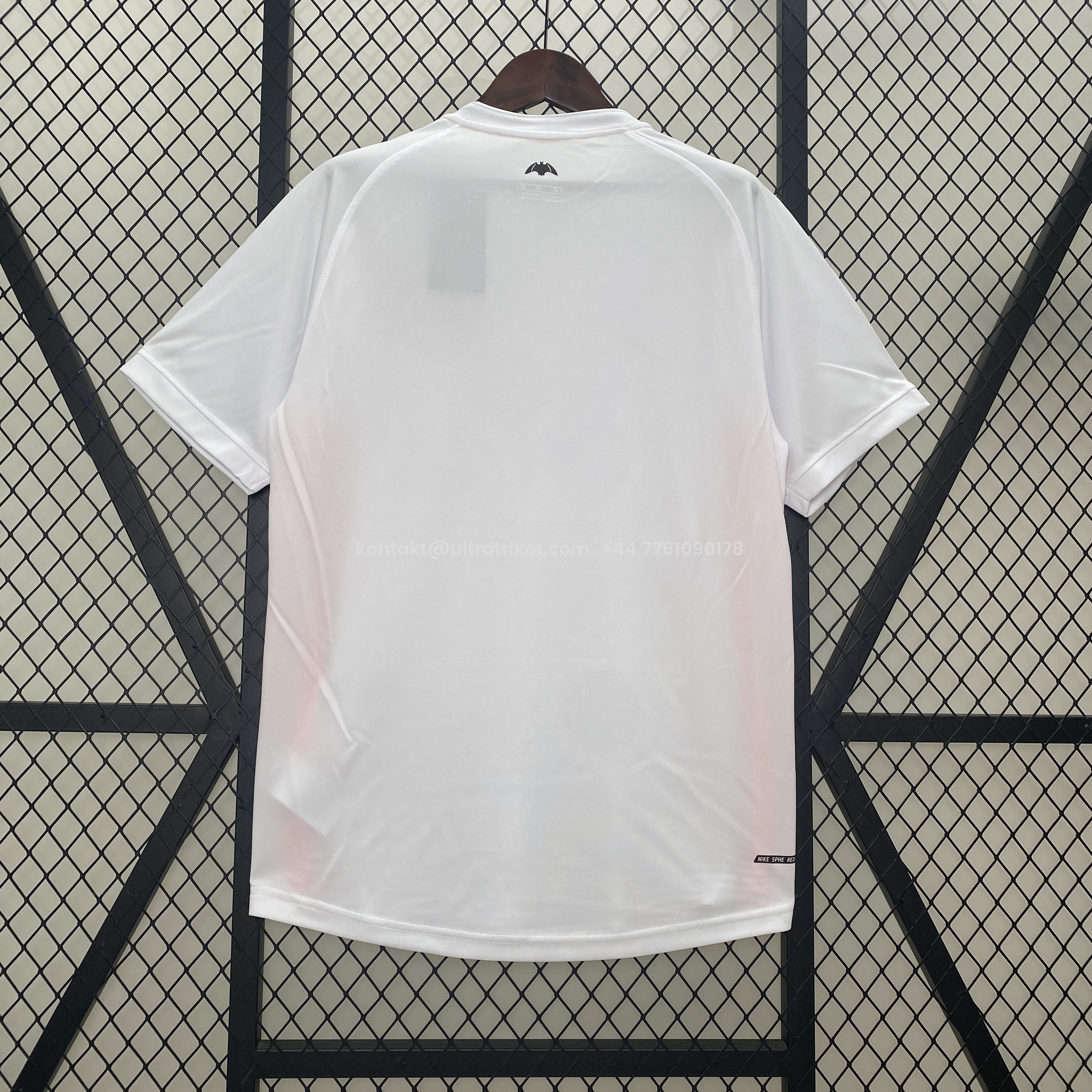 UltraTrikot-Retro Valencia 2006-07 Home Jersey