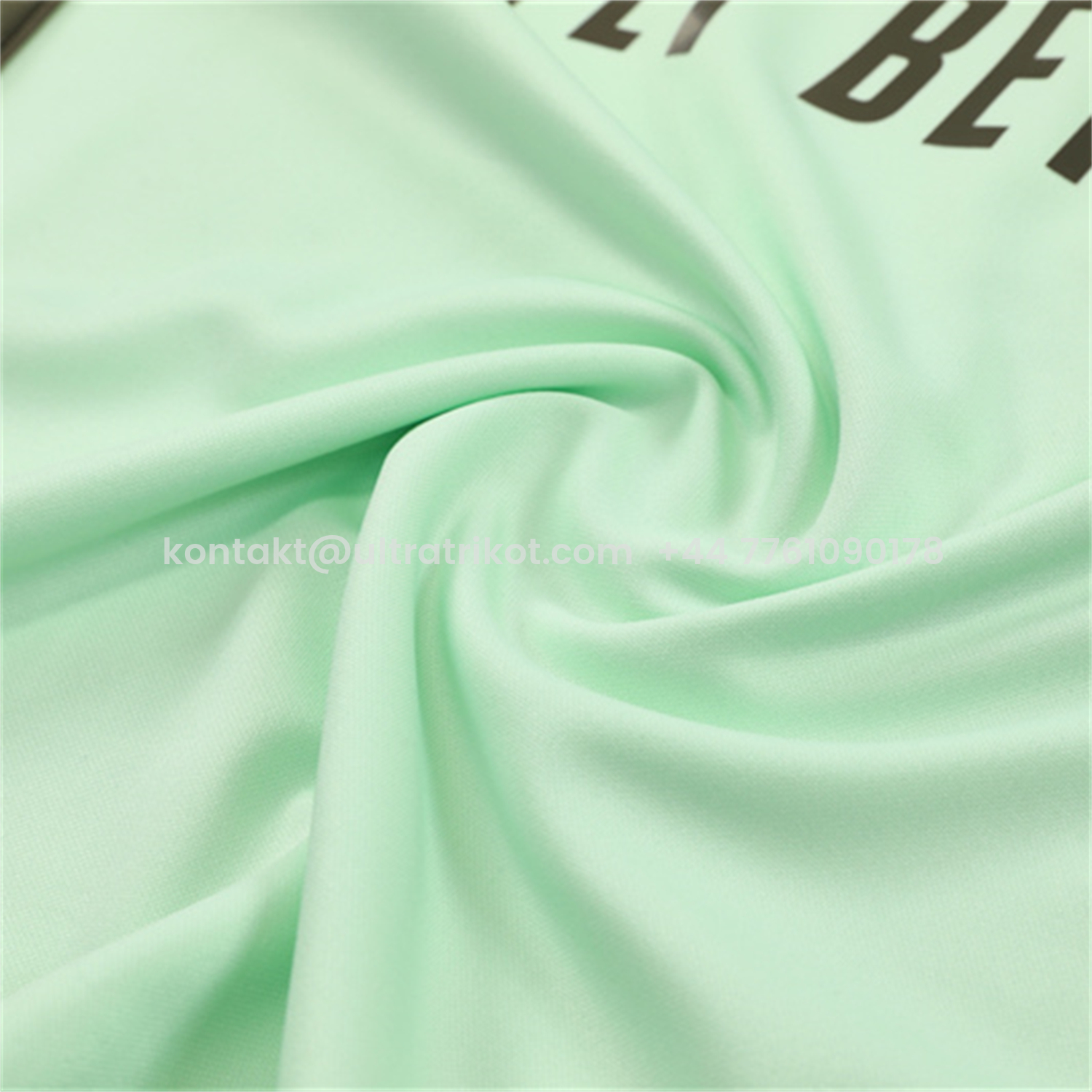 UltraTrikot-Real Madrid 25-26 Long Sleeve Training Set - Light Green Top & Army Green Pants