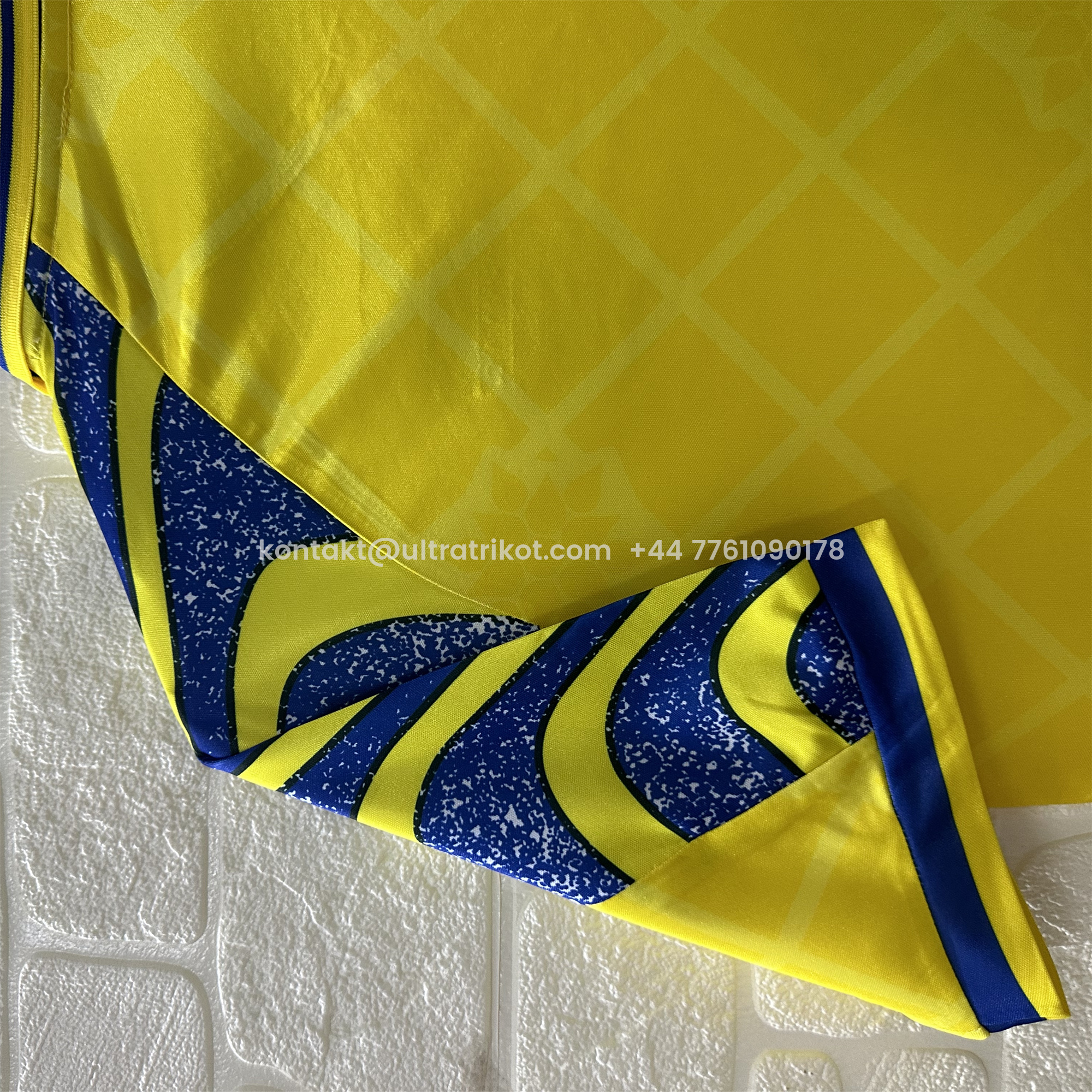 UltraTrikot-Retro Parma 1995-97 Away Jersey - Fans Version