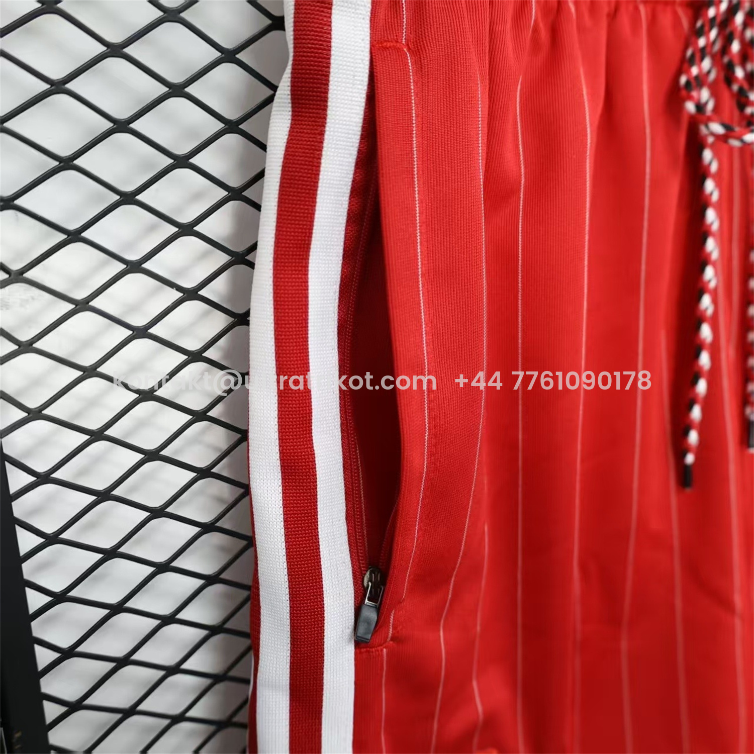 UltraTrikot-Manchester United 25-26 Trefoil Red Travel Shorts - Player Version