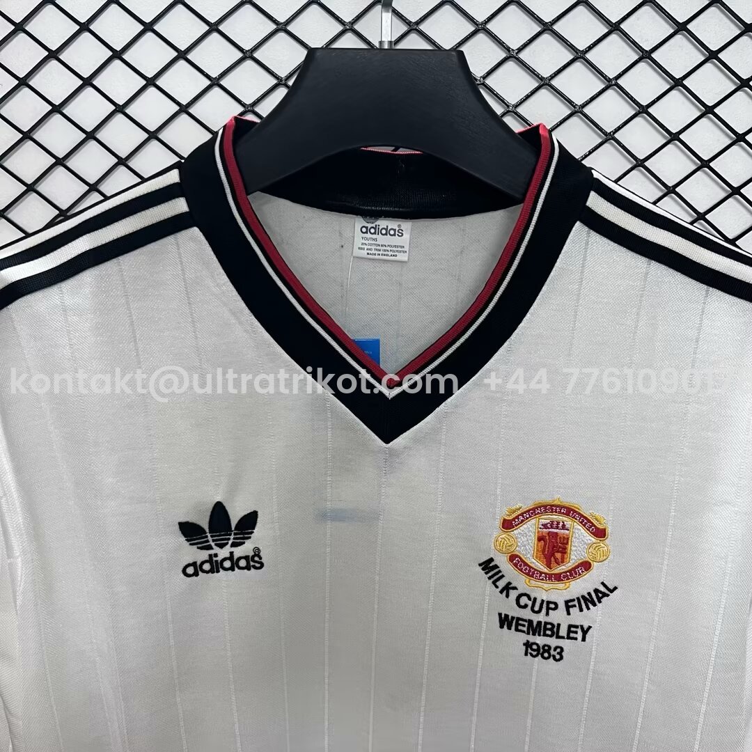 UltraTrikot-Retro Manchester United 82-84 Away Long Sleeve Jersey League Cup Final