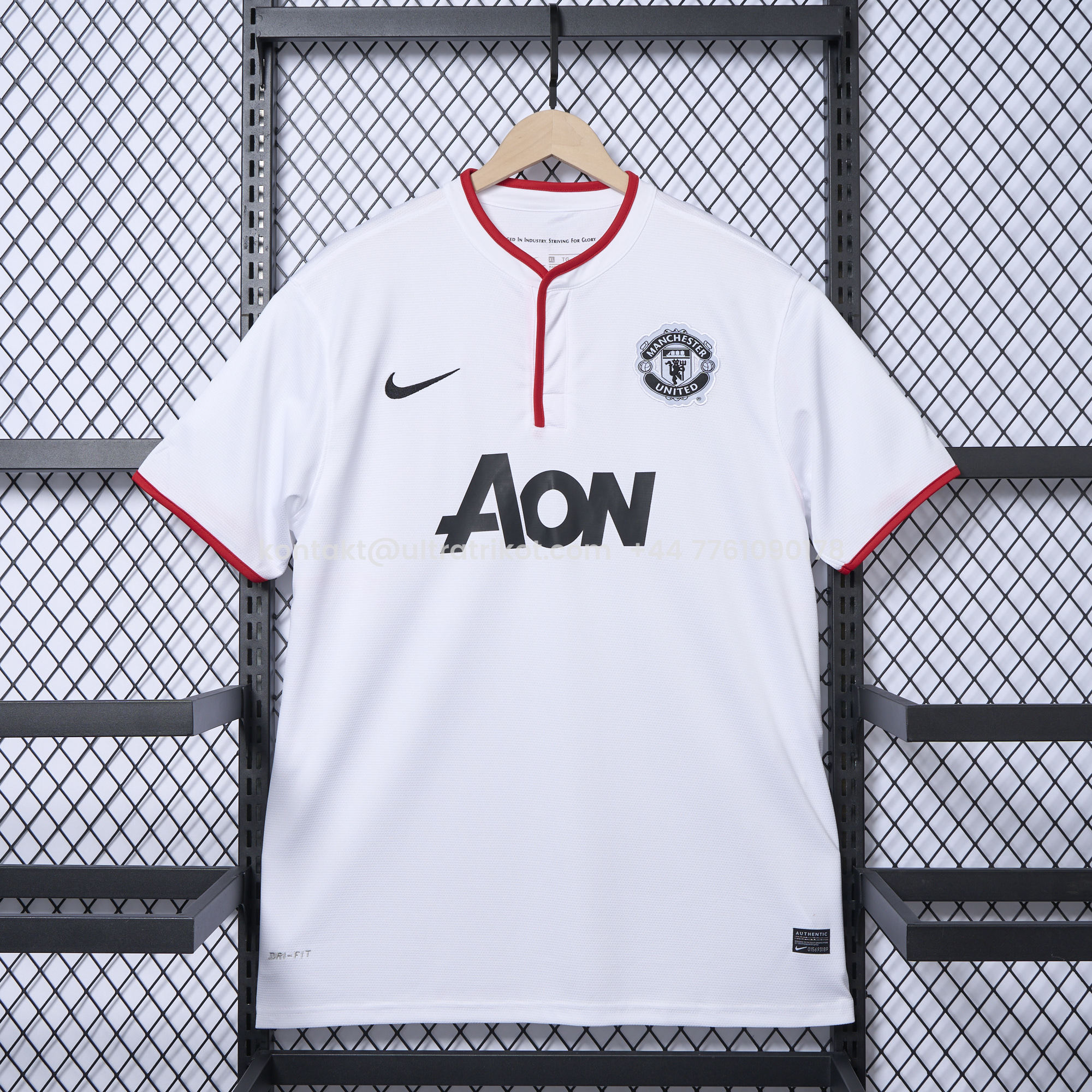 UltraTrikot-Retro Manchester United 13-14 Third Jersey