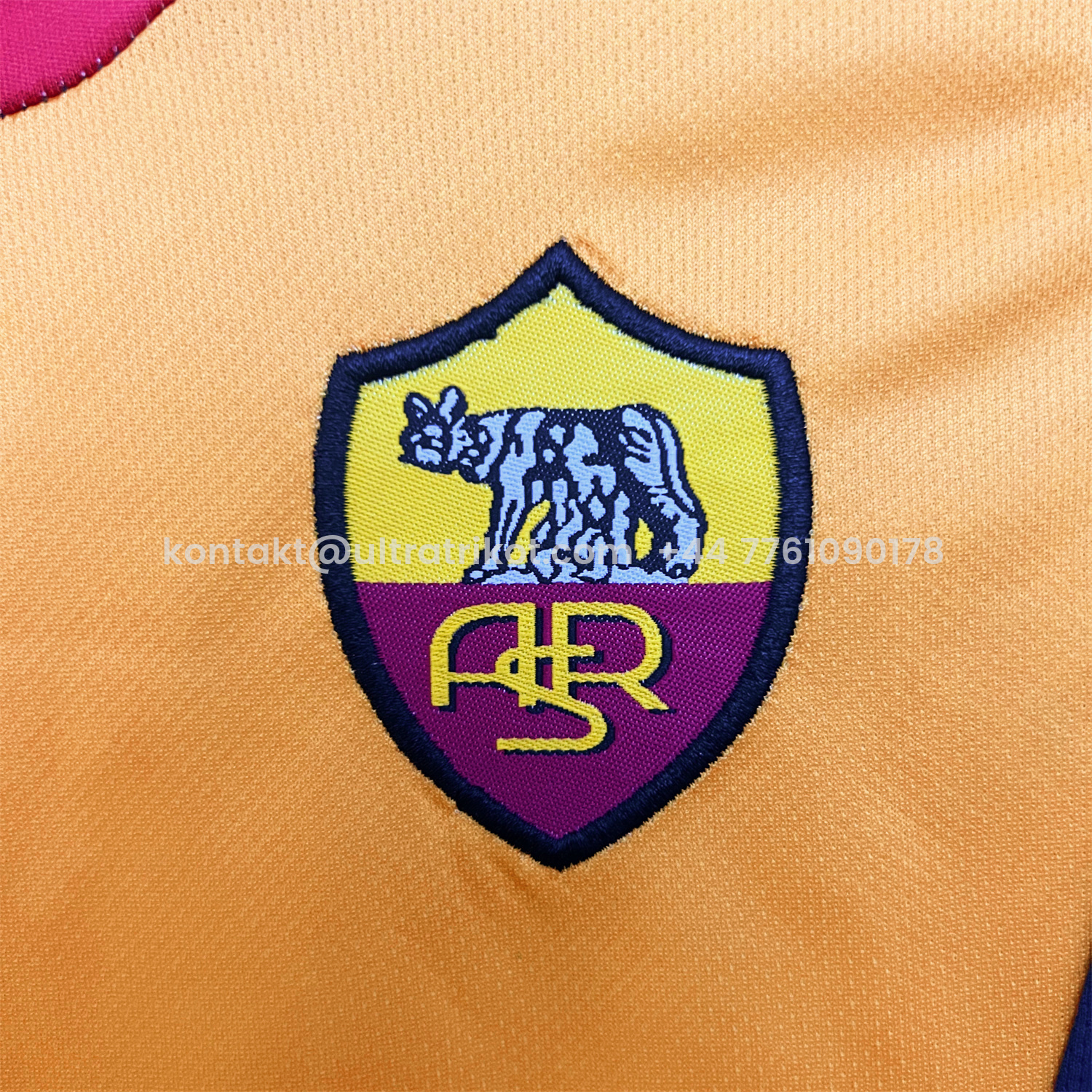 UltraTrikot-Retro Roma 2001-02 Home Kids Kit