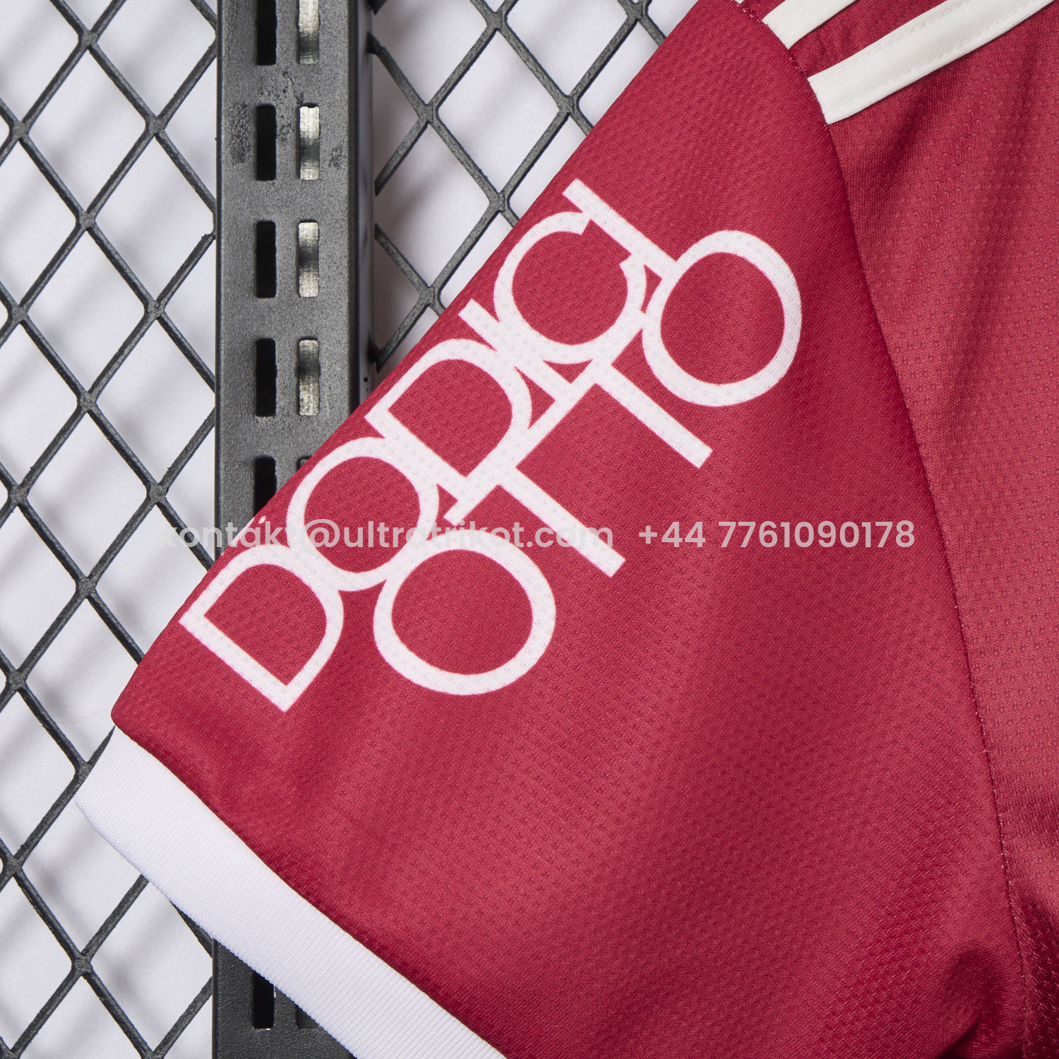 UltraTrikot-Retro Manchester United 21-22 Home Ronaldo Graffiti Edition Special Edition Jersey