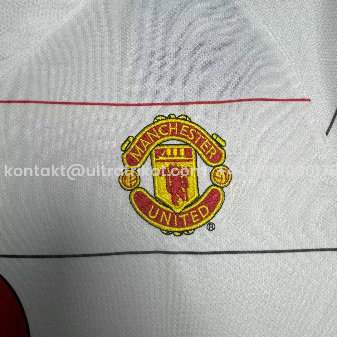 UltraTrikot-Retro Manchester United 03-05 Third Jersey