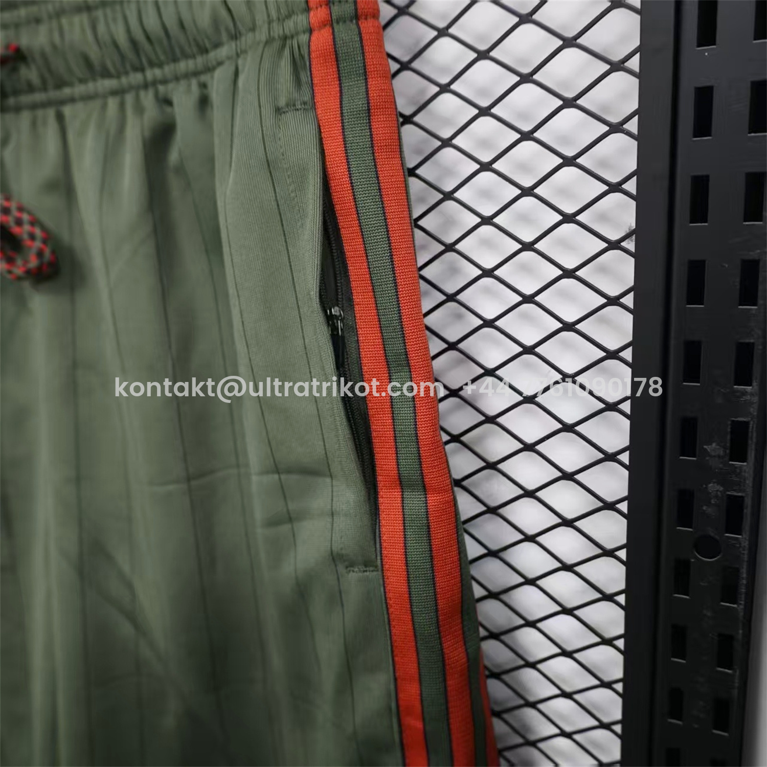 UltraTrikot-Bayern Munich 25-26 Trefoil Grey Green Travel Shorts - Player Version